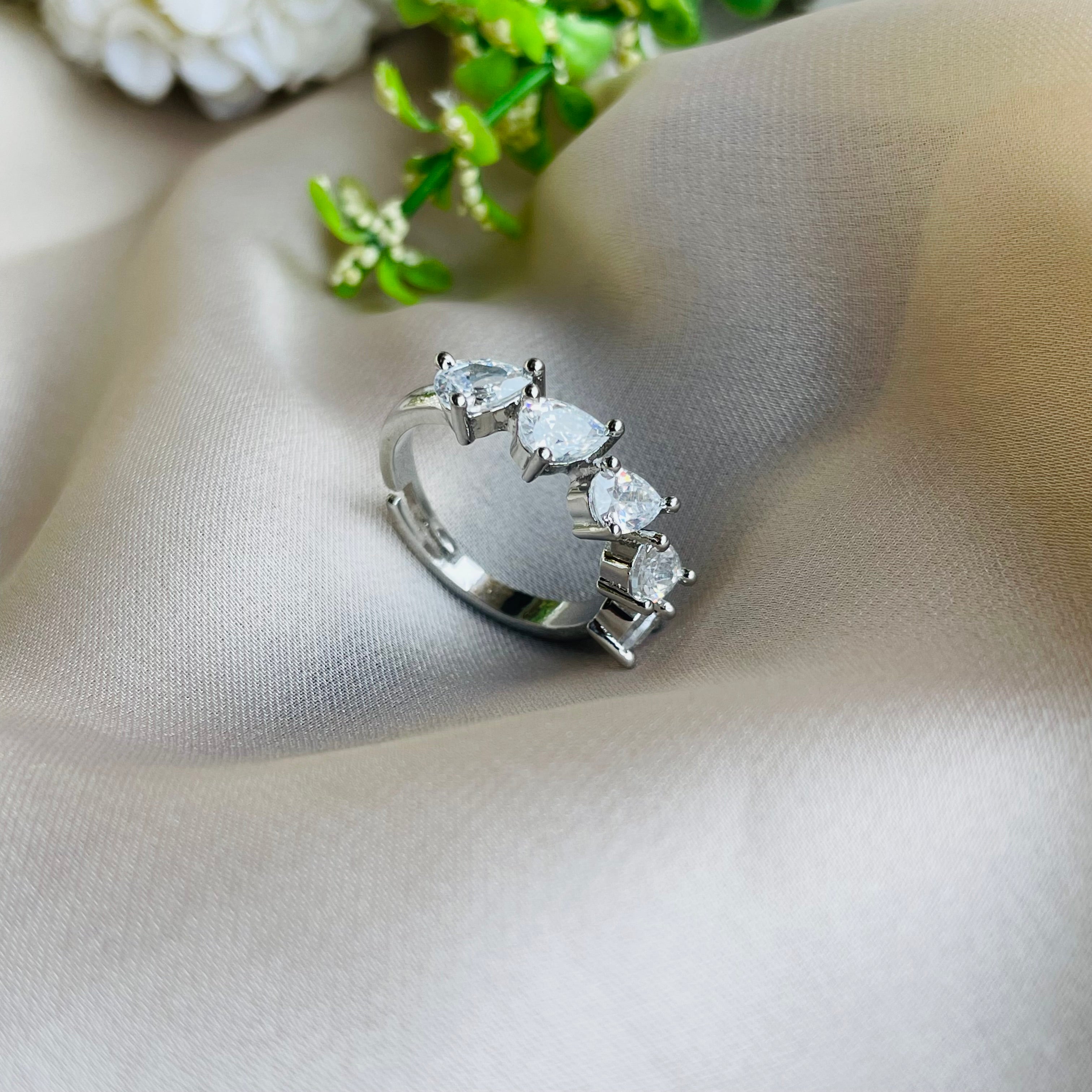 Ad Olivia  ring adjustable