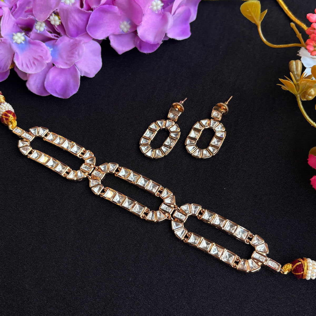 Aarika Neckpiece