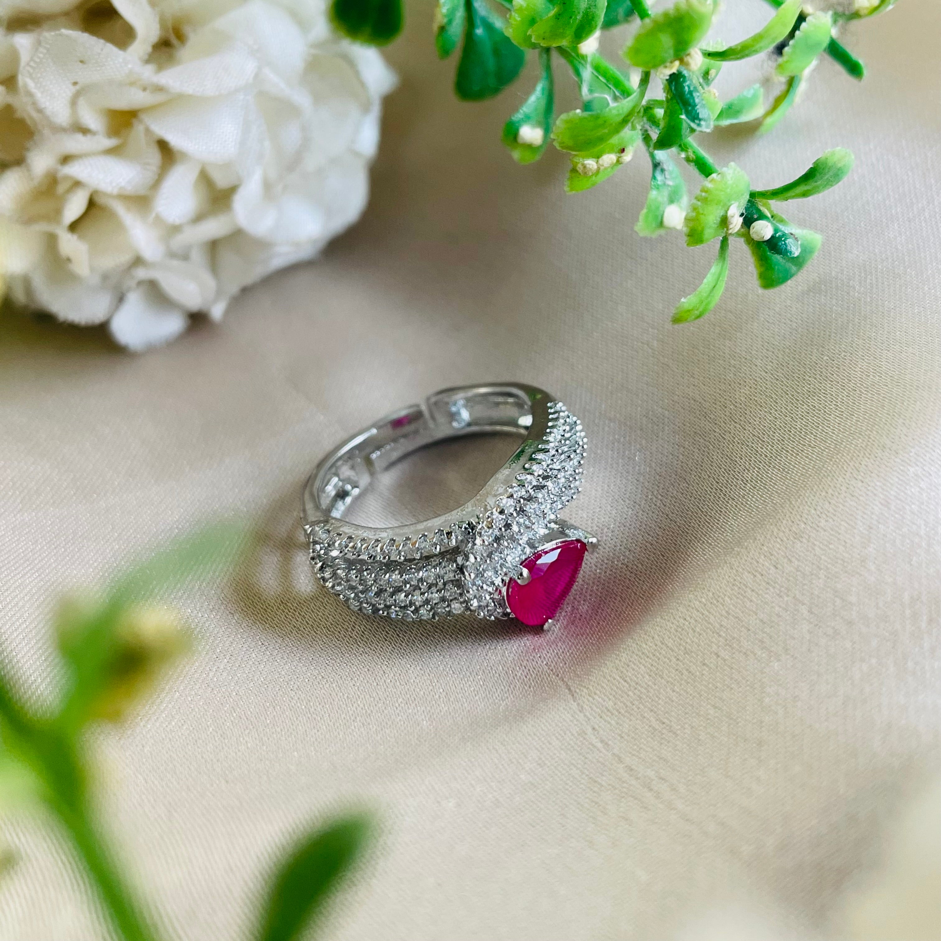 Ad Louisa  ring adjustable