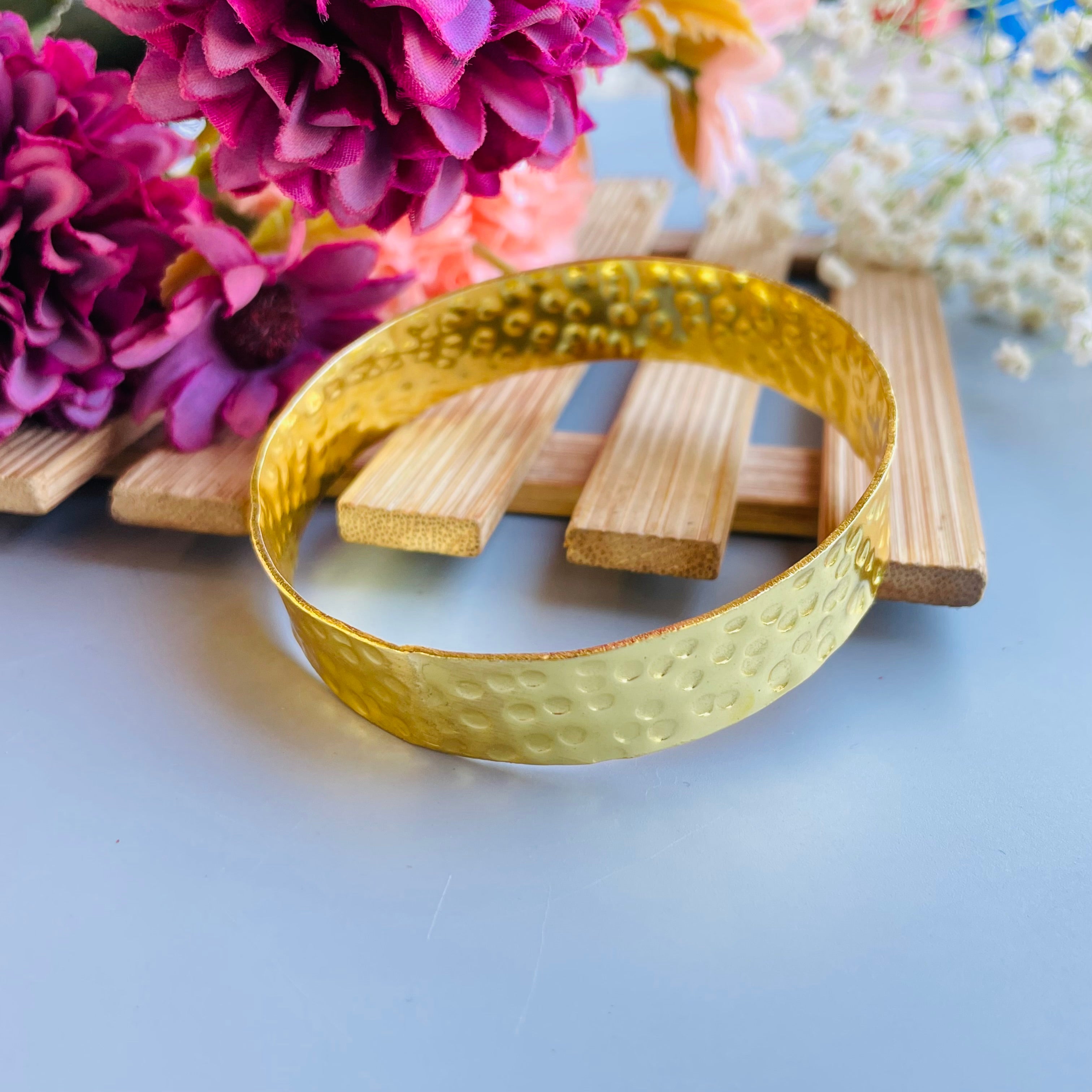 Layla gold bangle