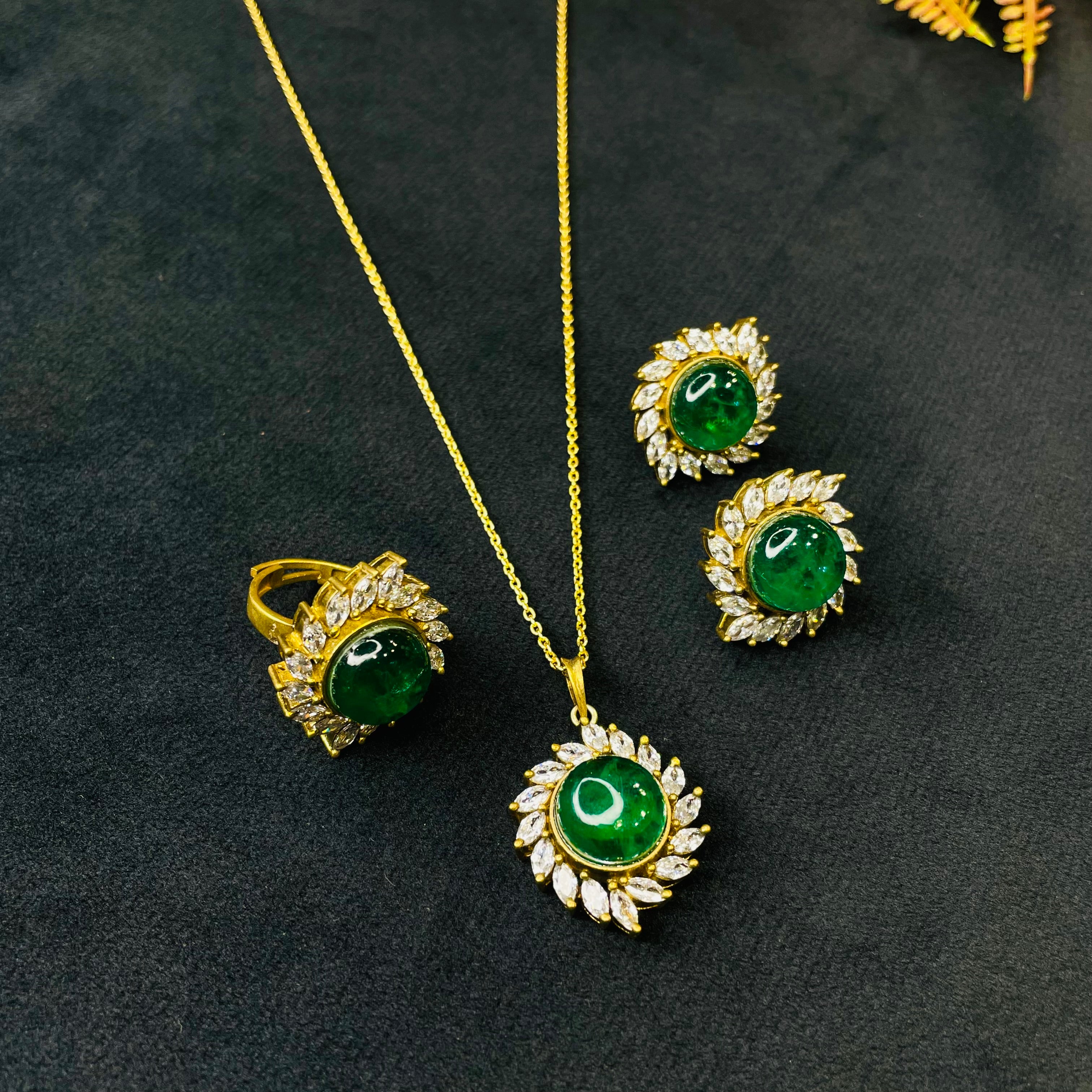 Nayaab jesi Polki Pendant