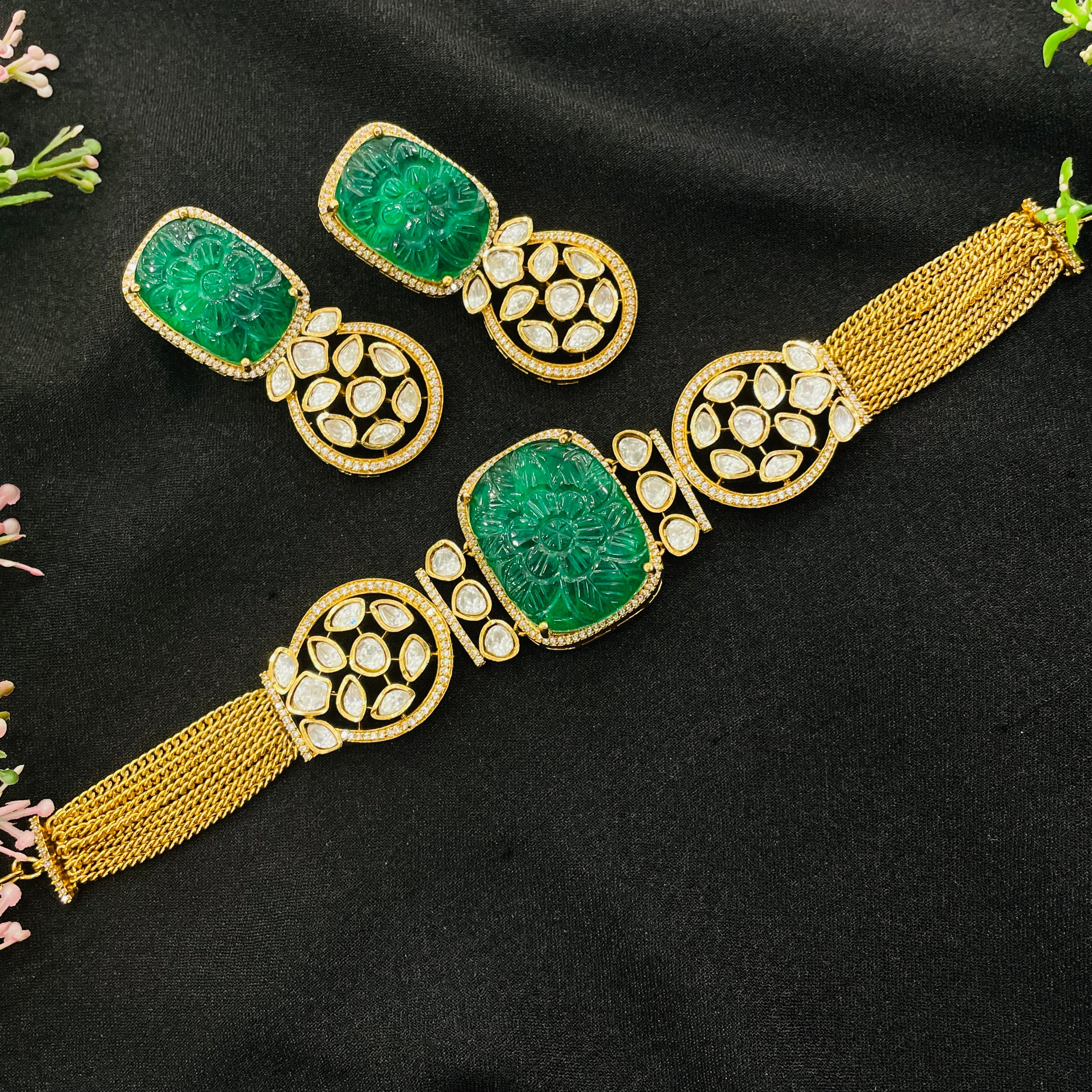 Nayaab Amaya Choker