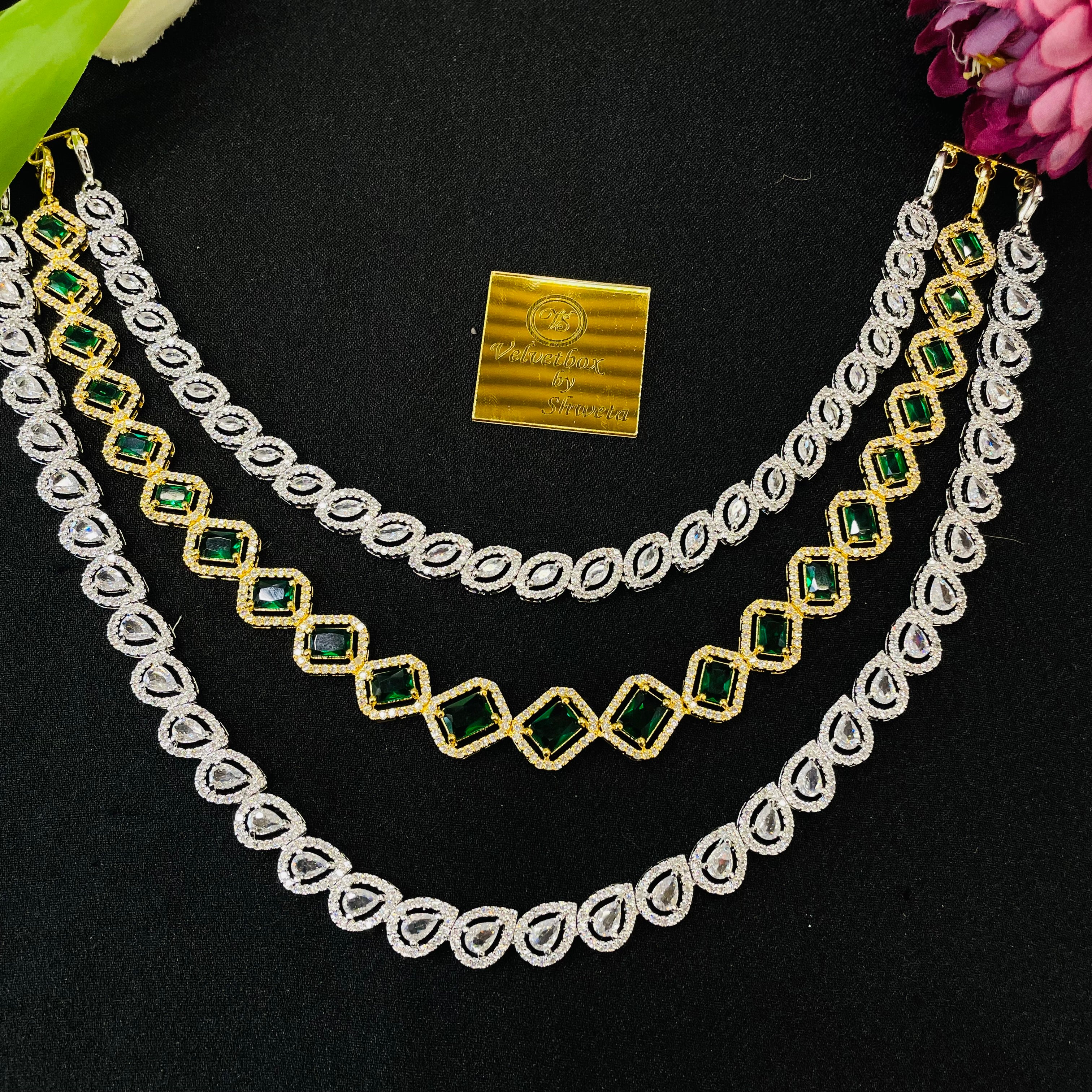 Ad Opal Neckpiece