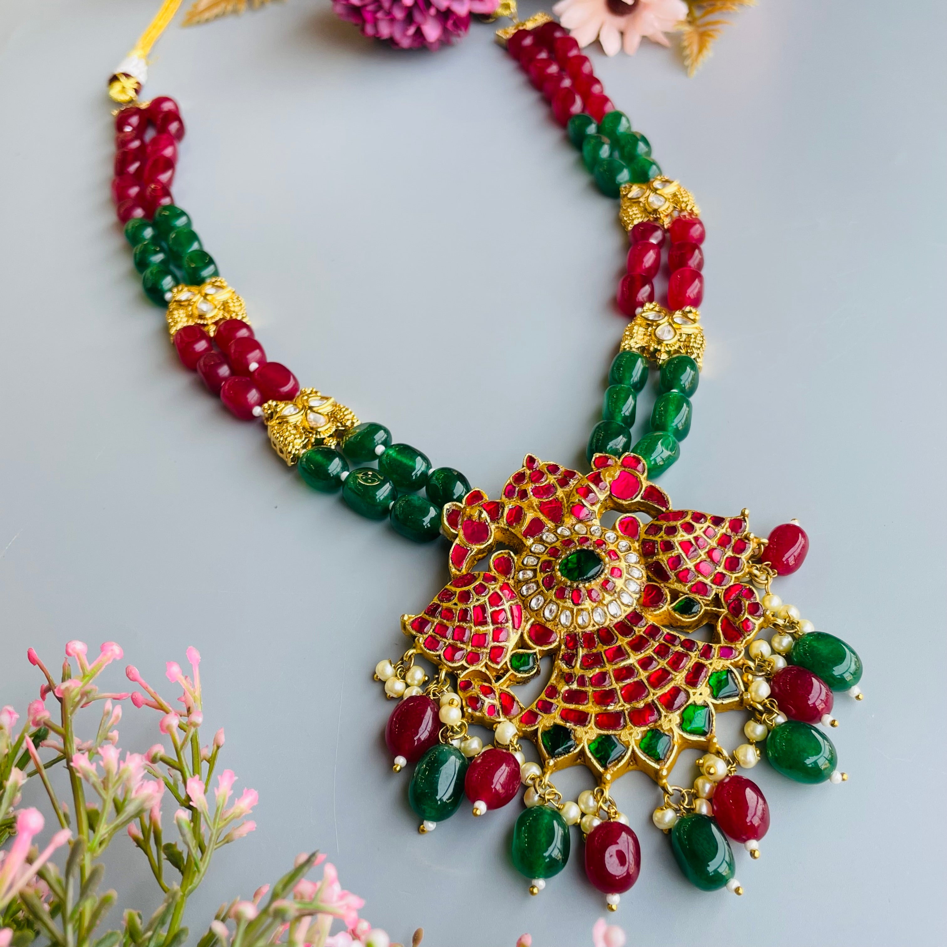 Nayaab Aliya Neckpiece