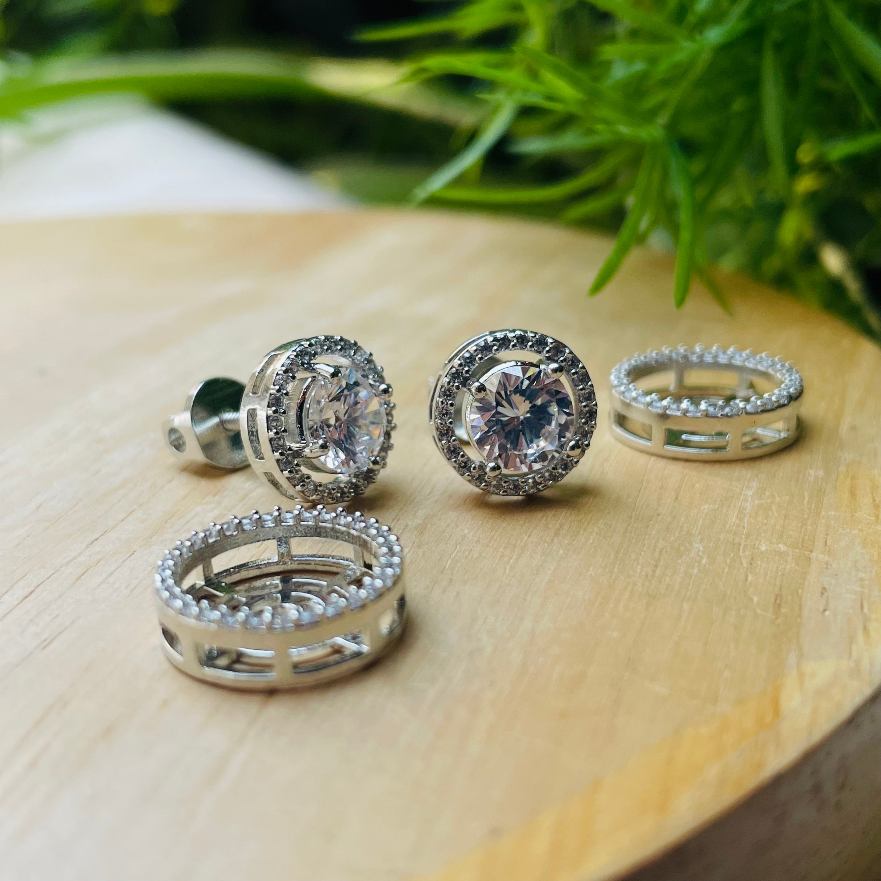 Ad Buffy studs