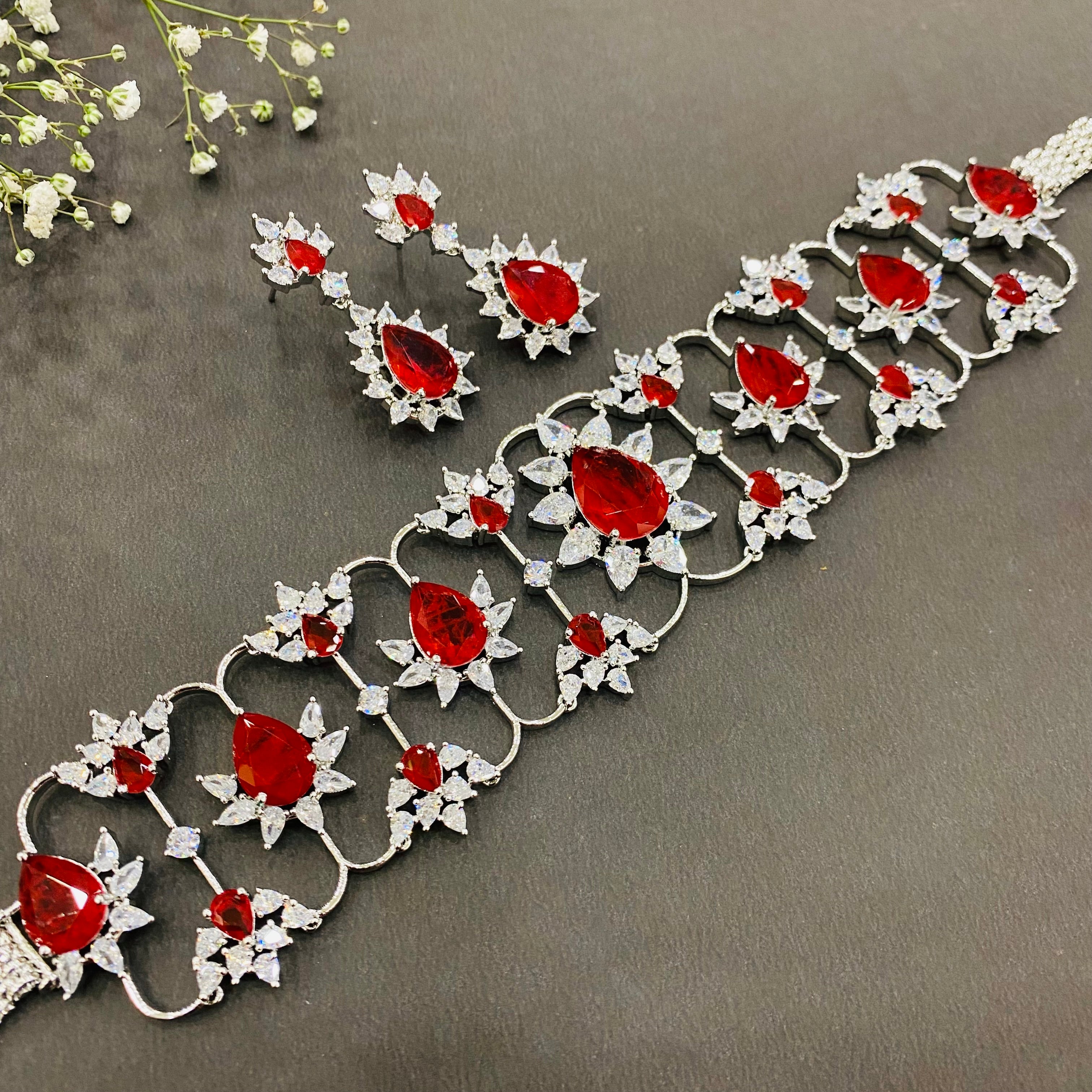 Ad Mira   choker