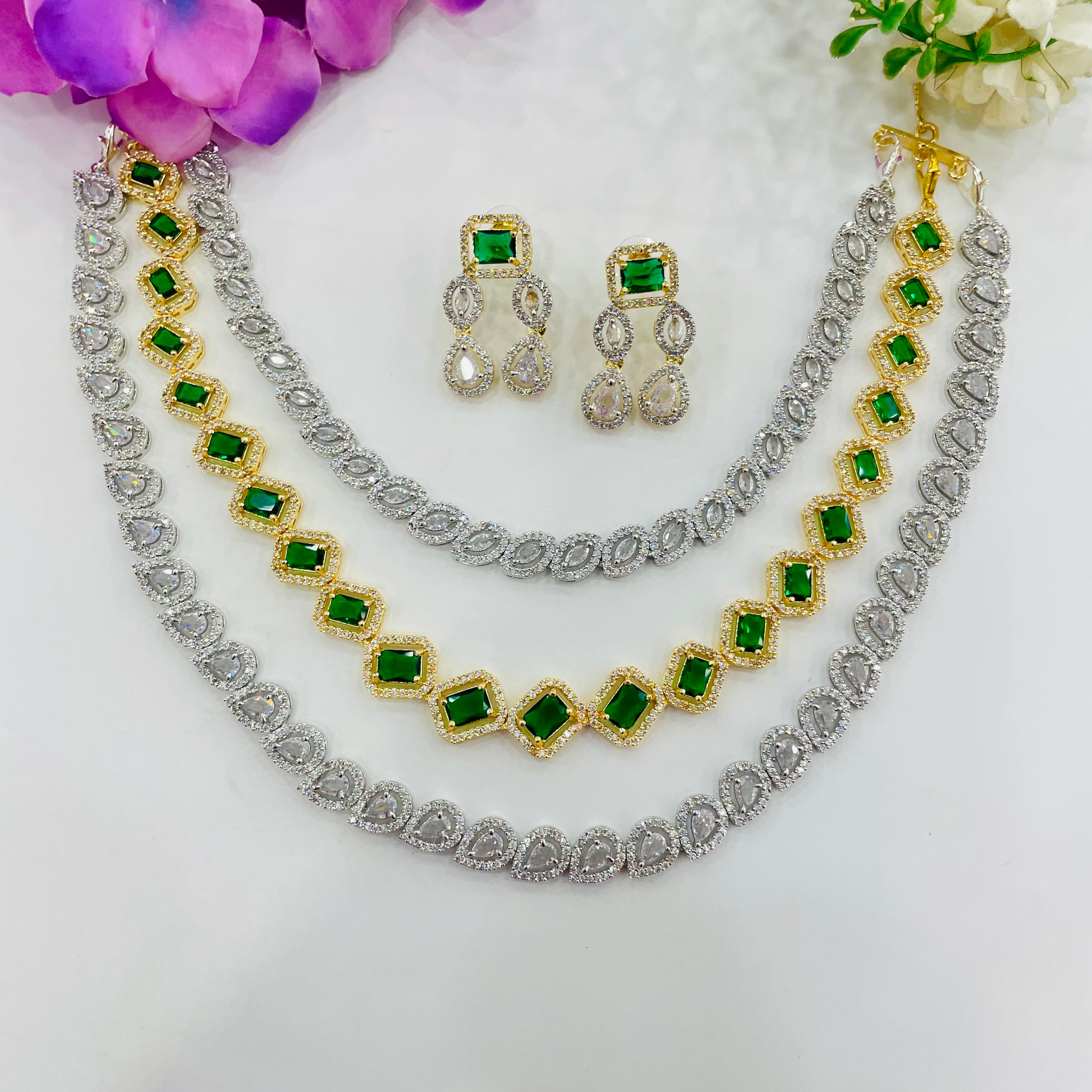 Ad Opal Neckpiece