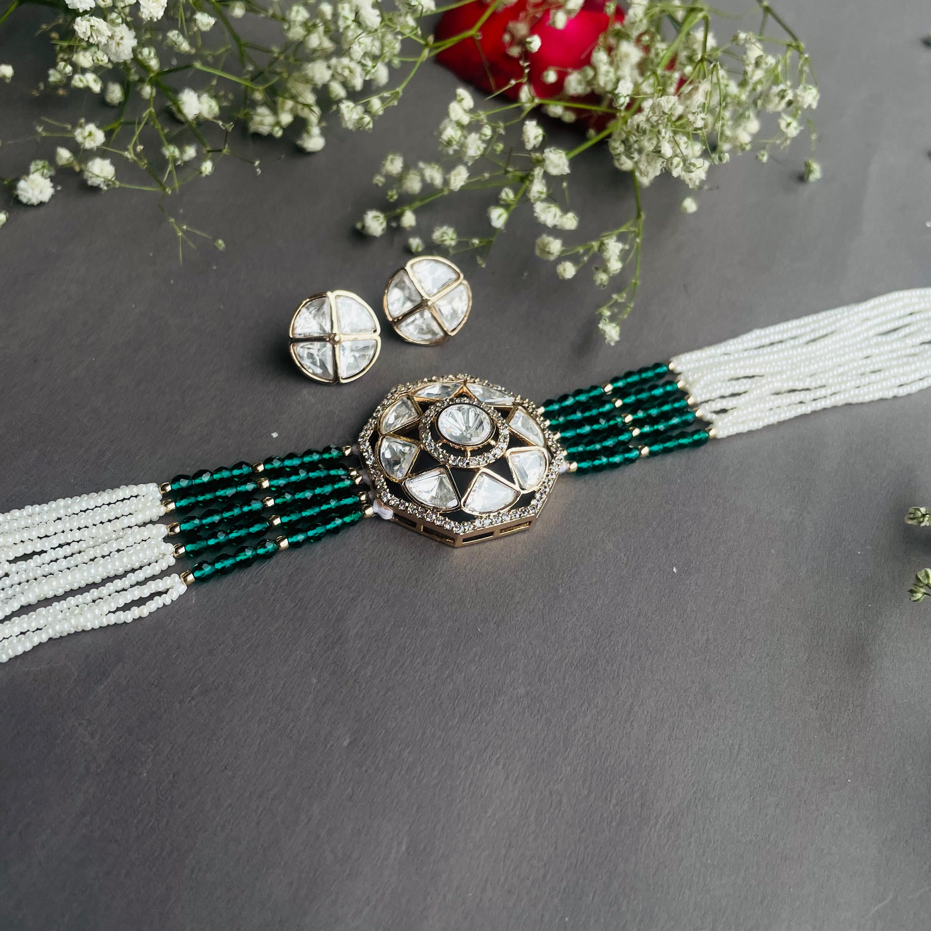 Nayaab Riya choker