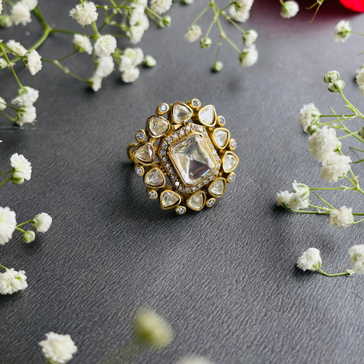 Nayaab Avika ring