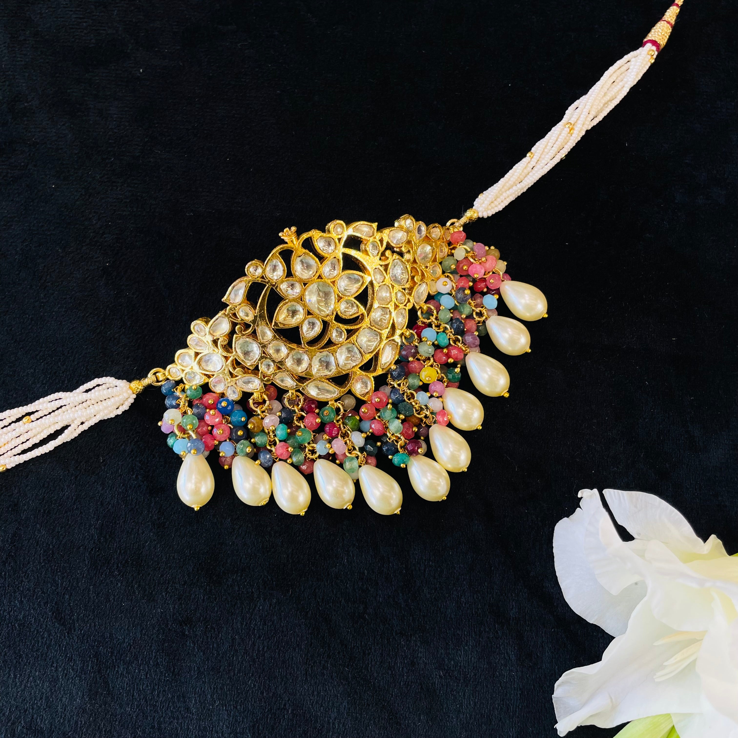 Nayaab Marigold choker