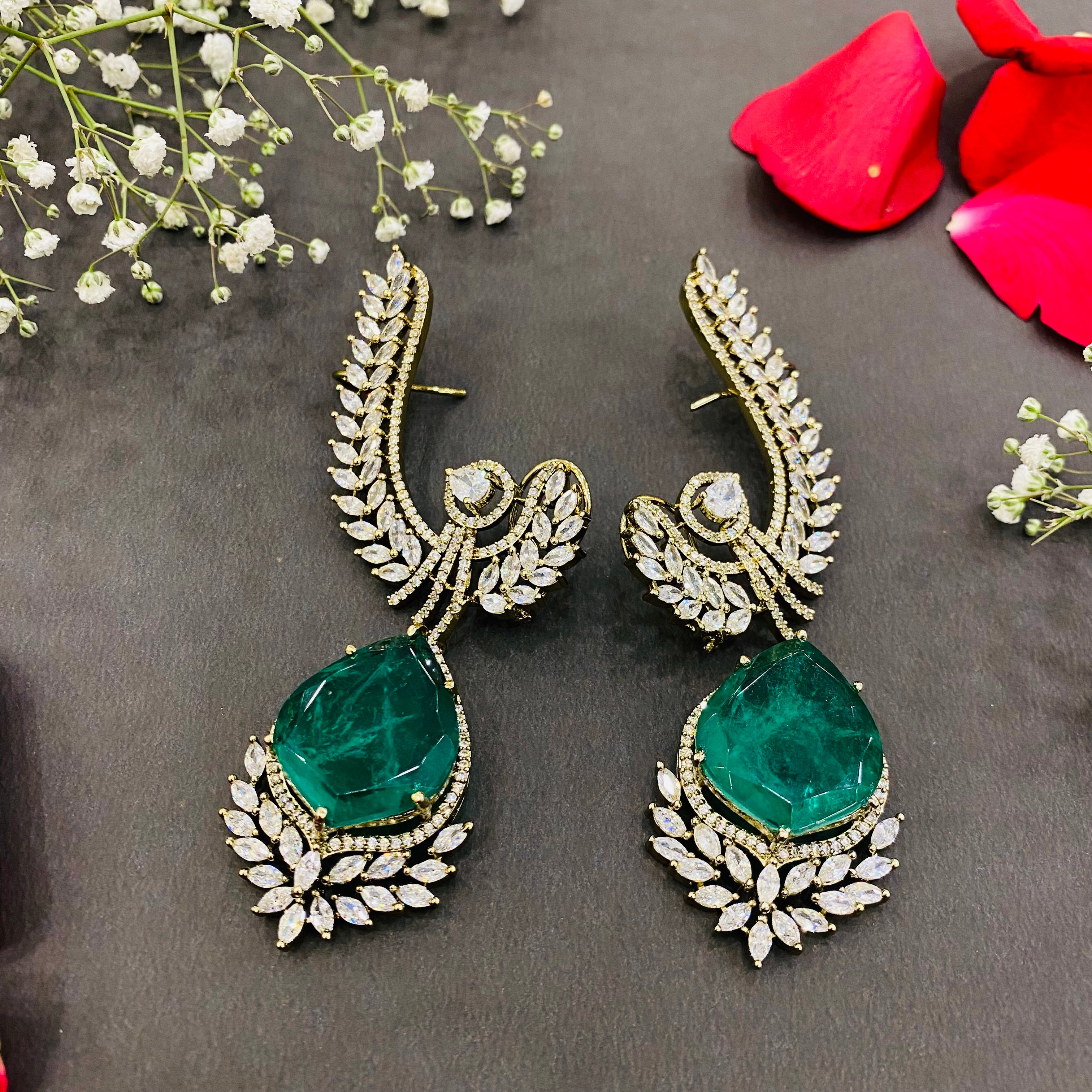 Nayaab Amaya earcuff