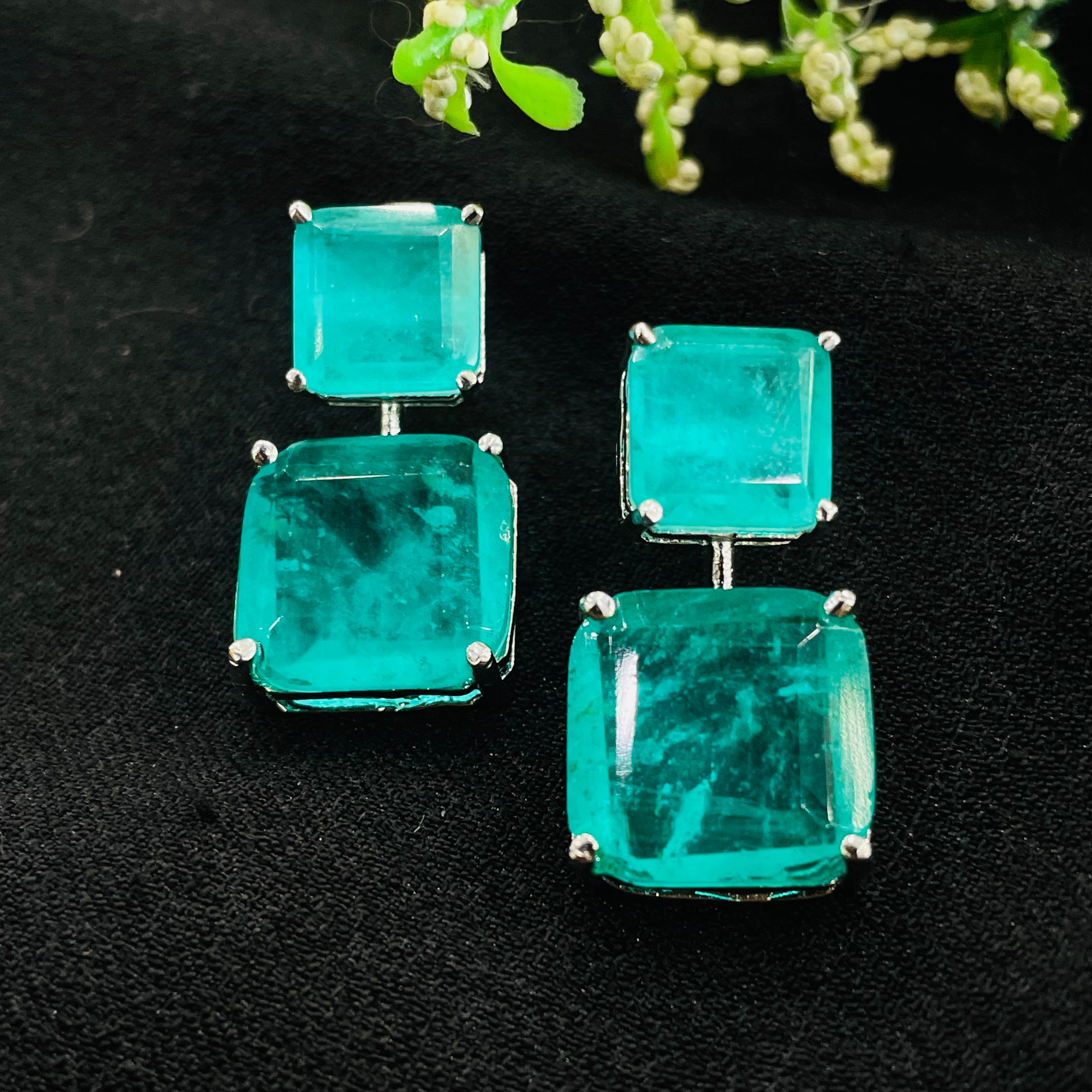 Ad Eleanor Earrings