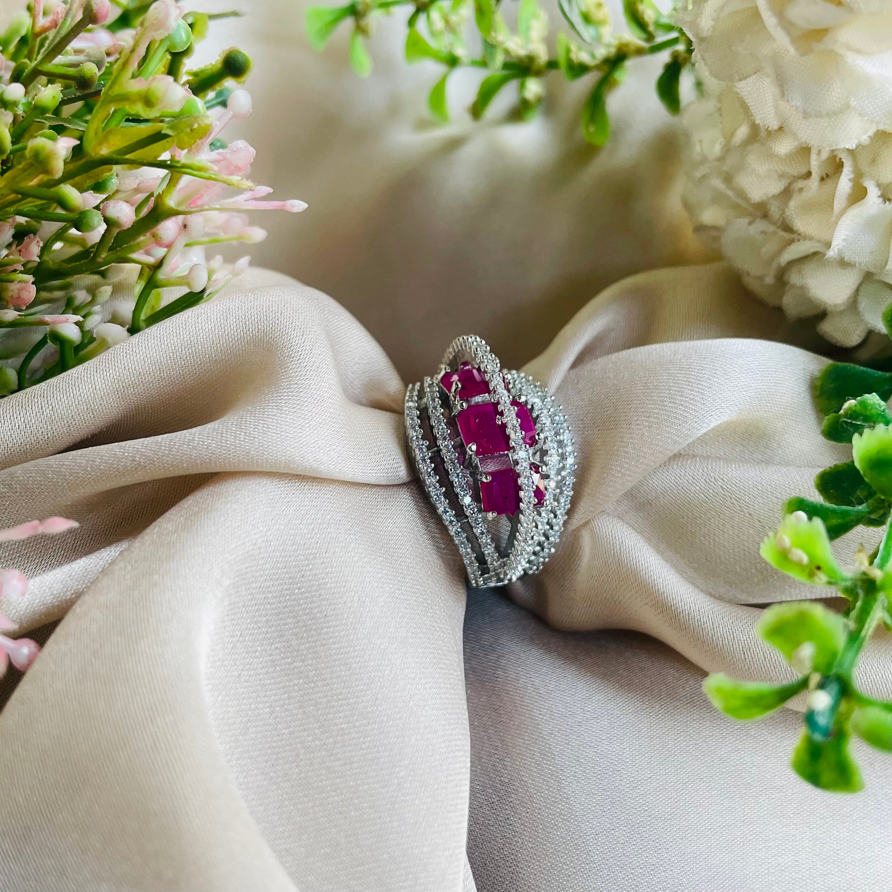 Ad Joni  ring adjustable