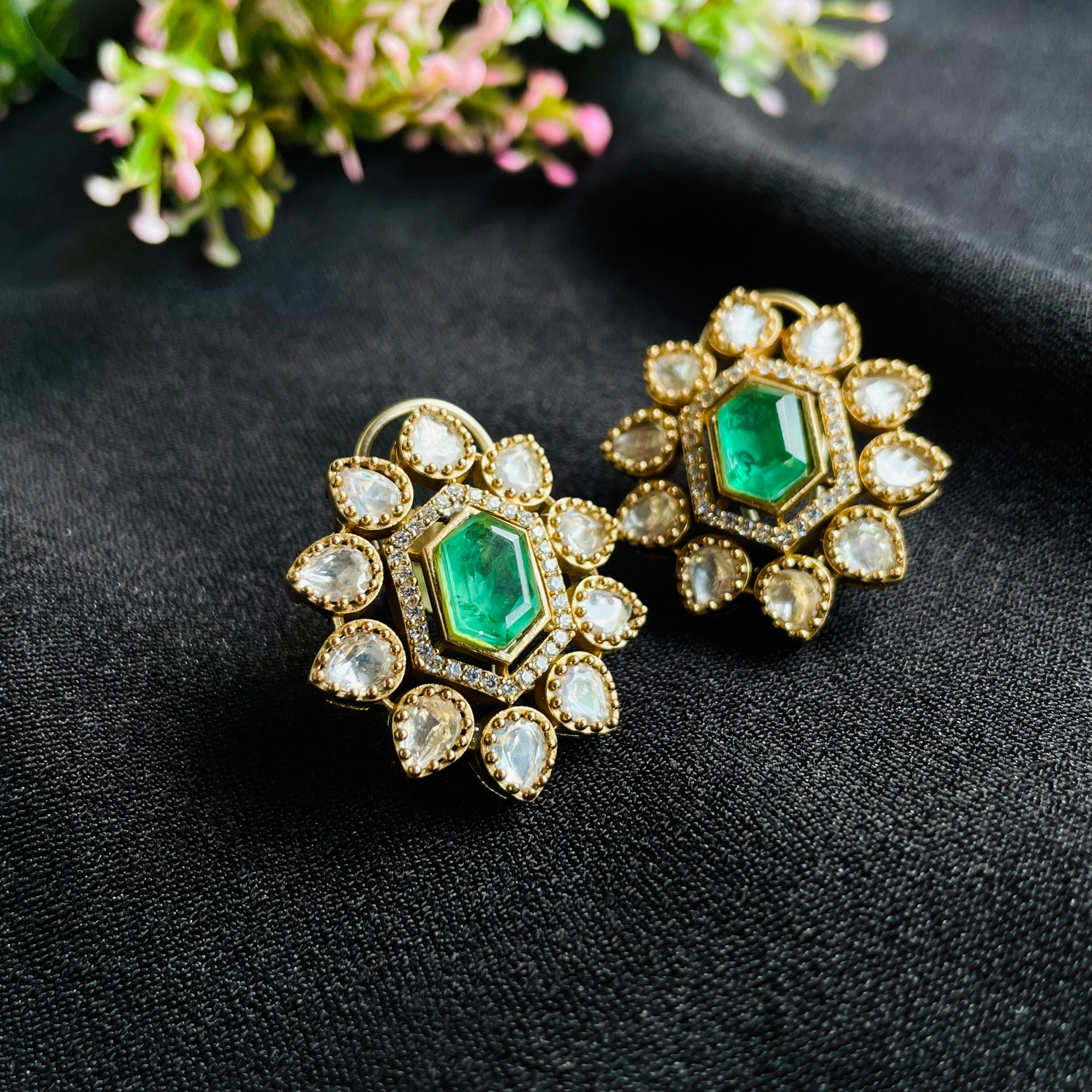 Nayaab Aparna Neckpiece