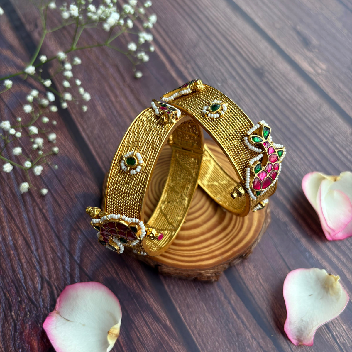 Nayaab Kritika Bangles