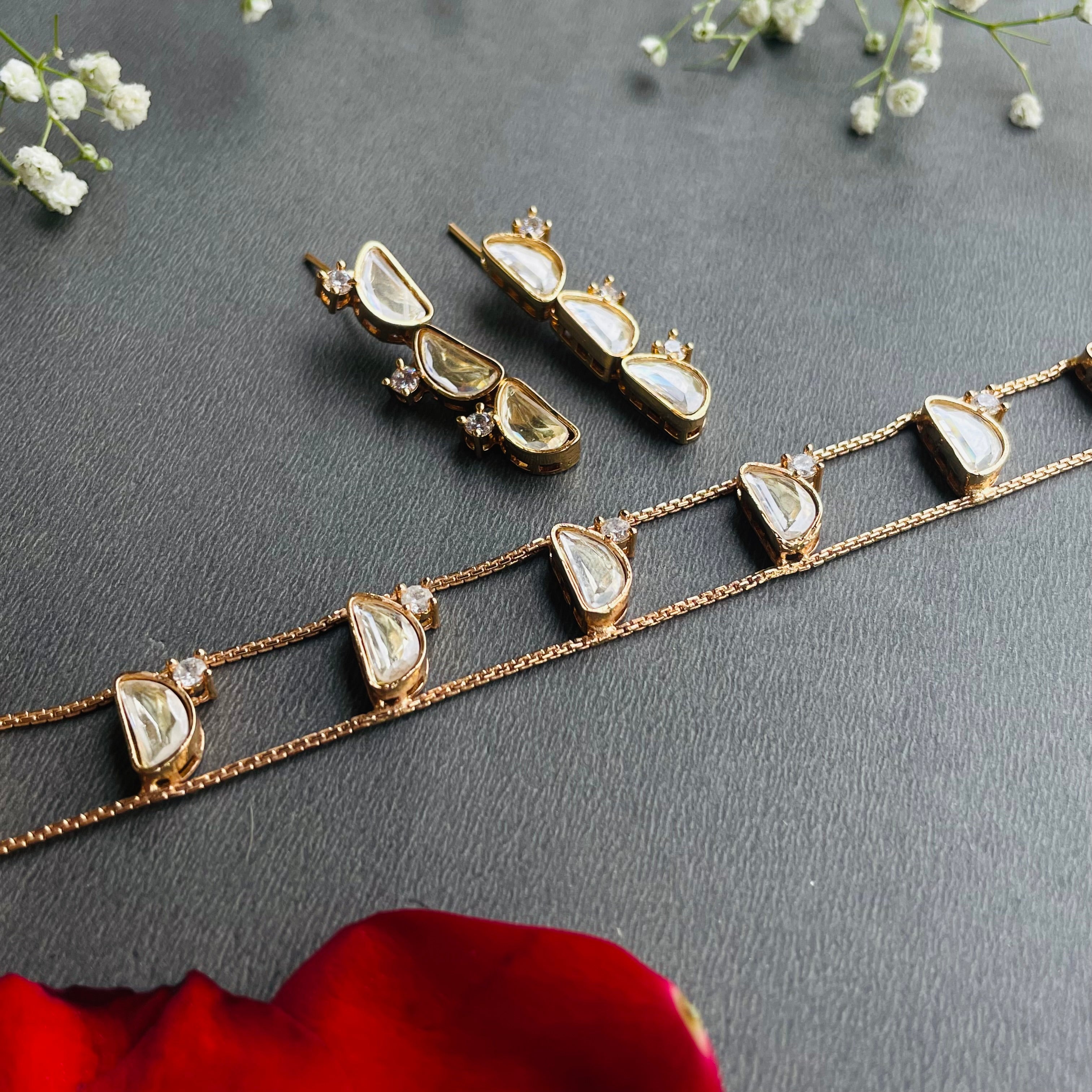 Nayaab Shruti choker