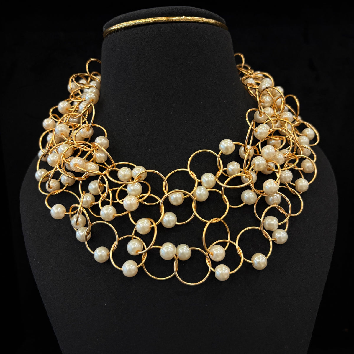 Meherika Neckpiece