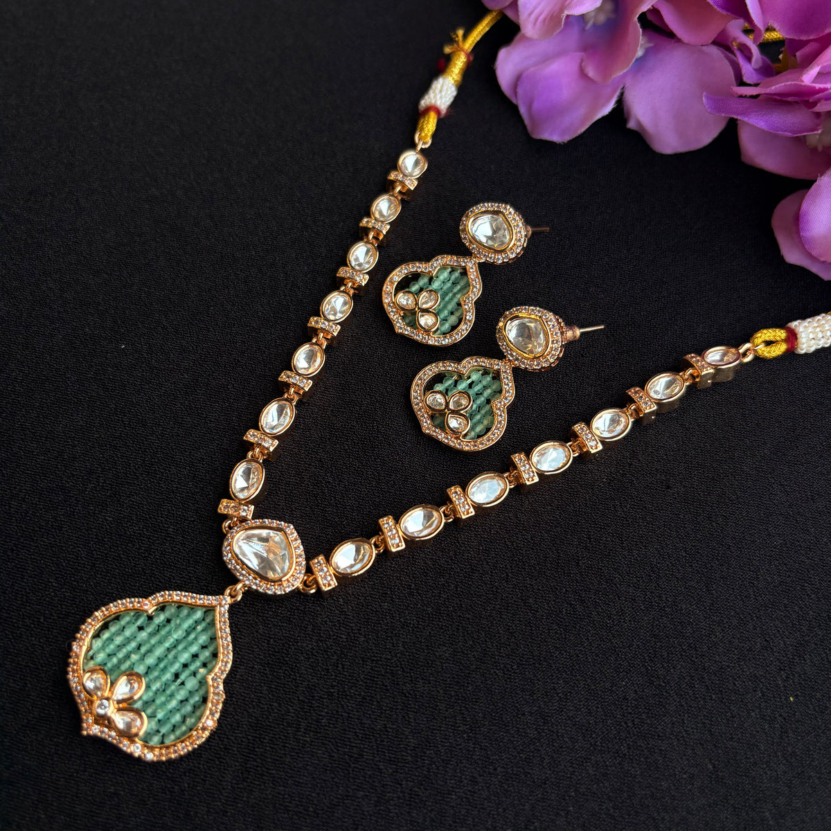 Mishri Neckpiece