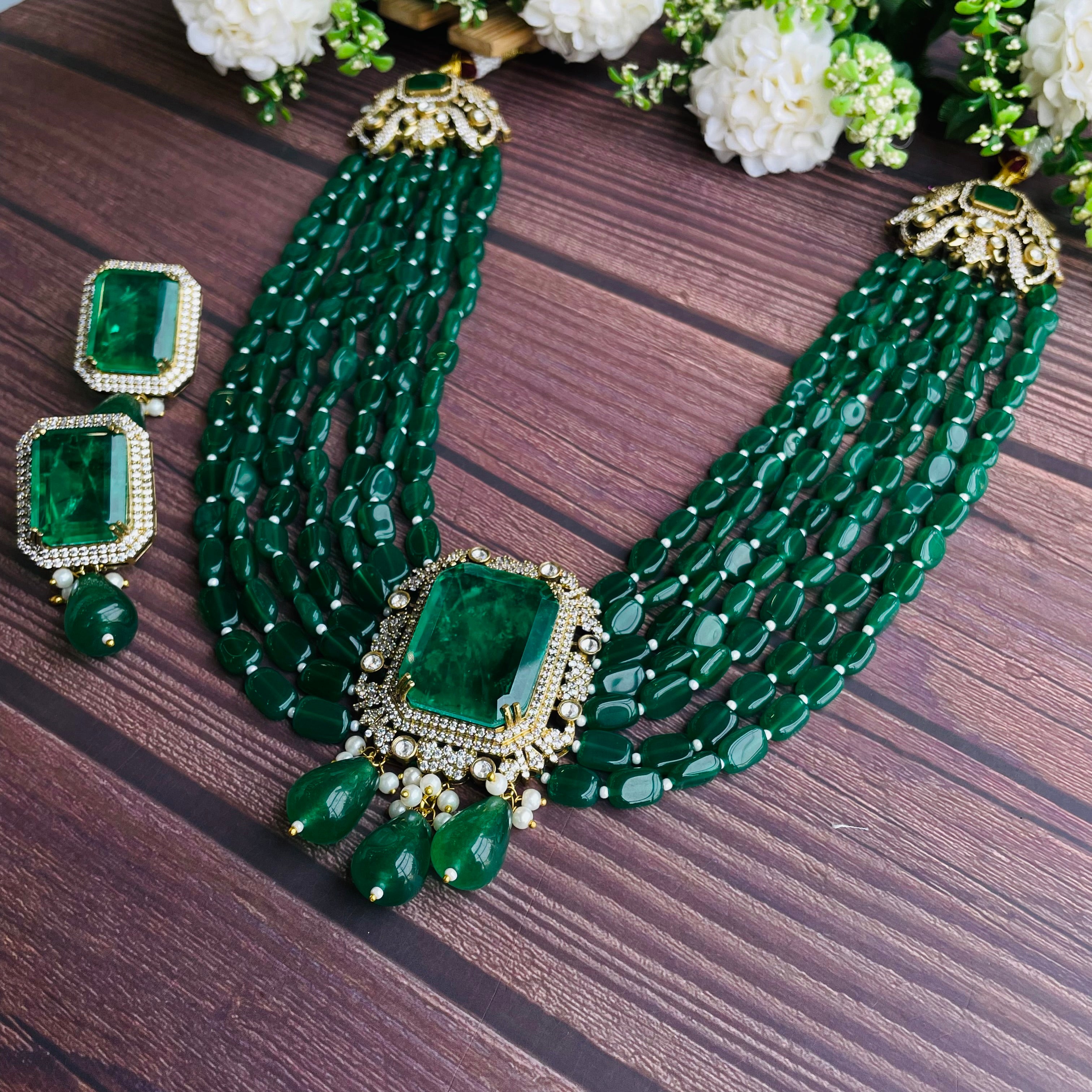 Nayaab Rubi Neckpiece