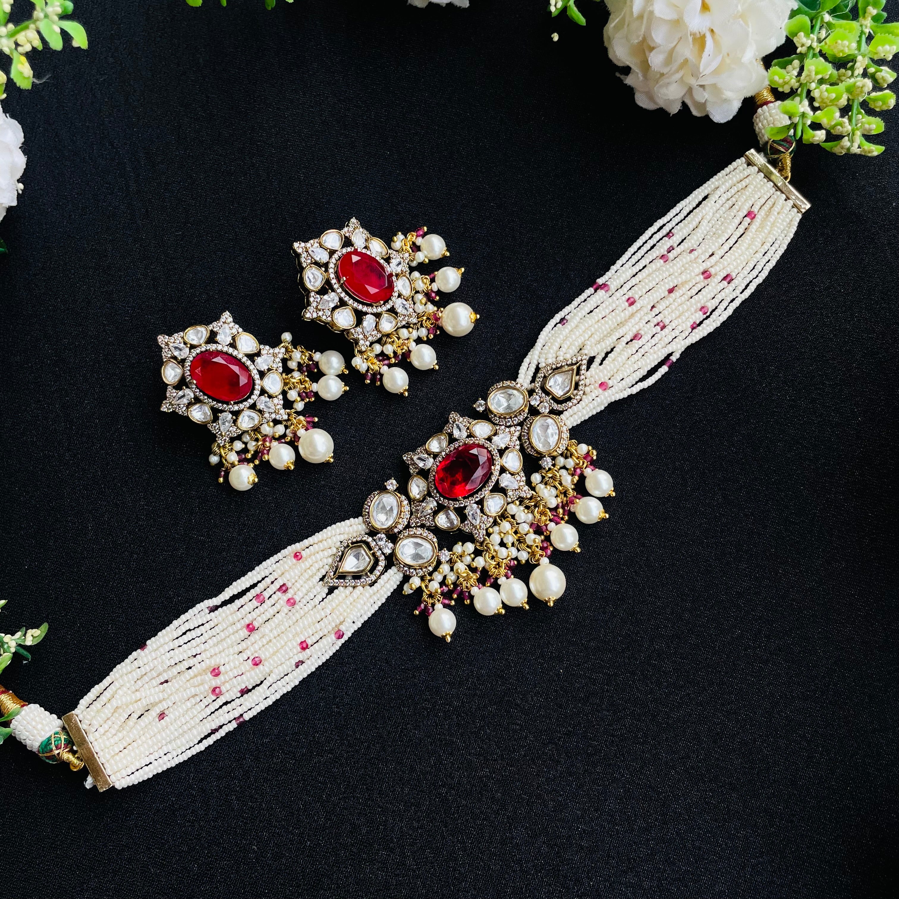 Nayaab Subi Pearl Choker