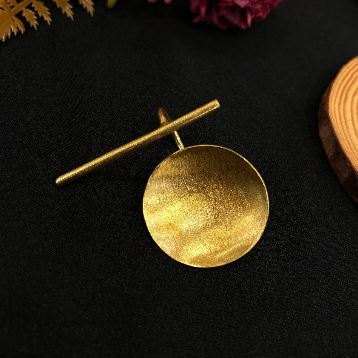 Rajsi Pearl Medallion Ring