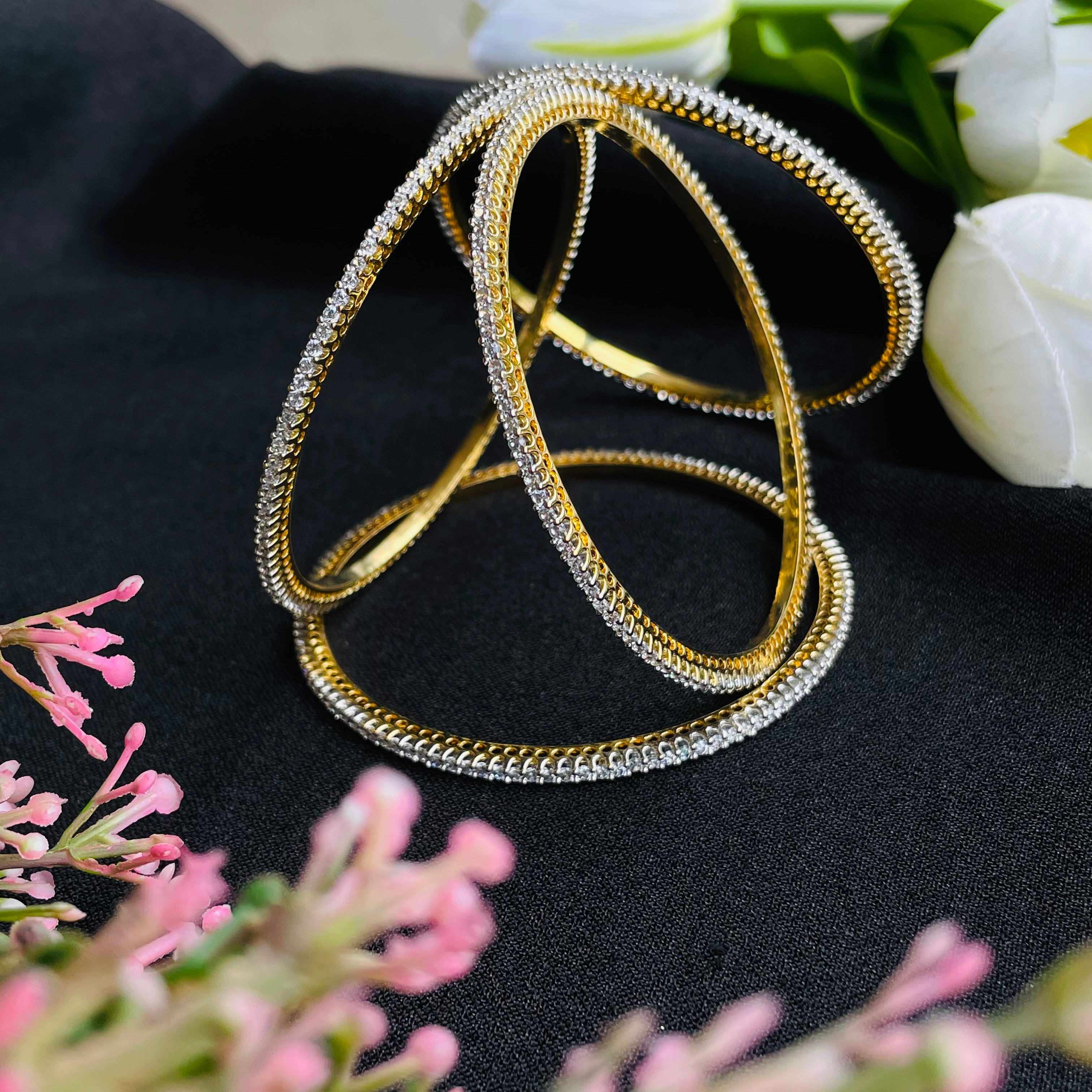 Elena ad bangles set 02