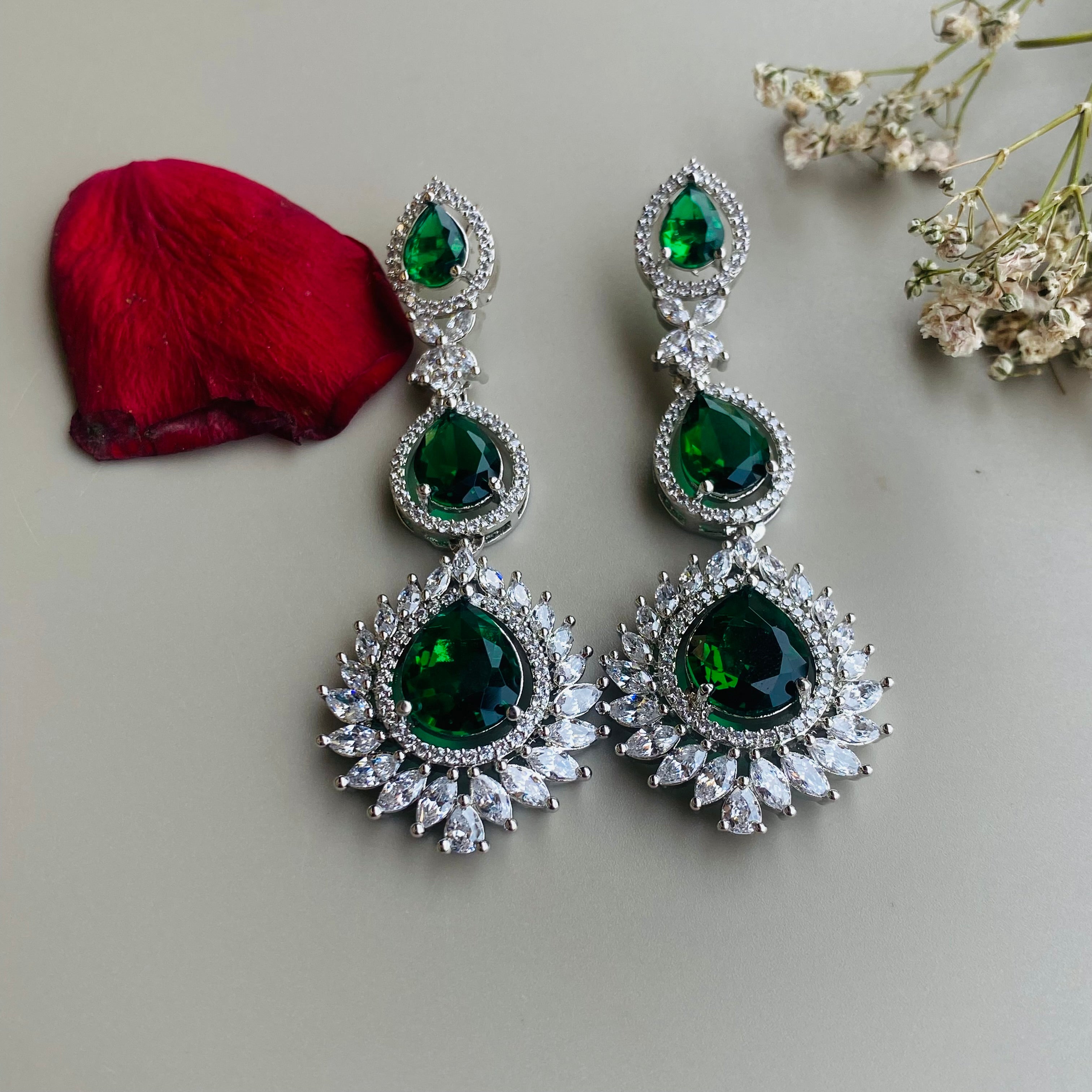 Ad Billie neckpiece