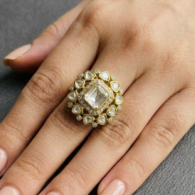 Nayaab Avika ring
