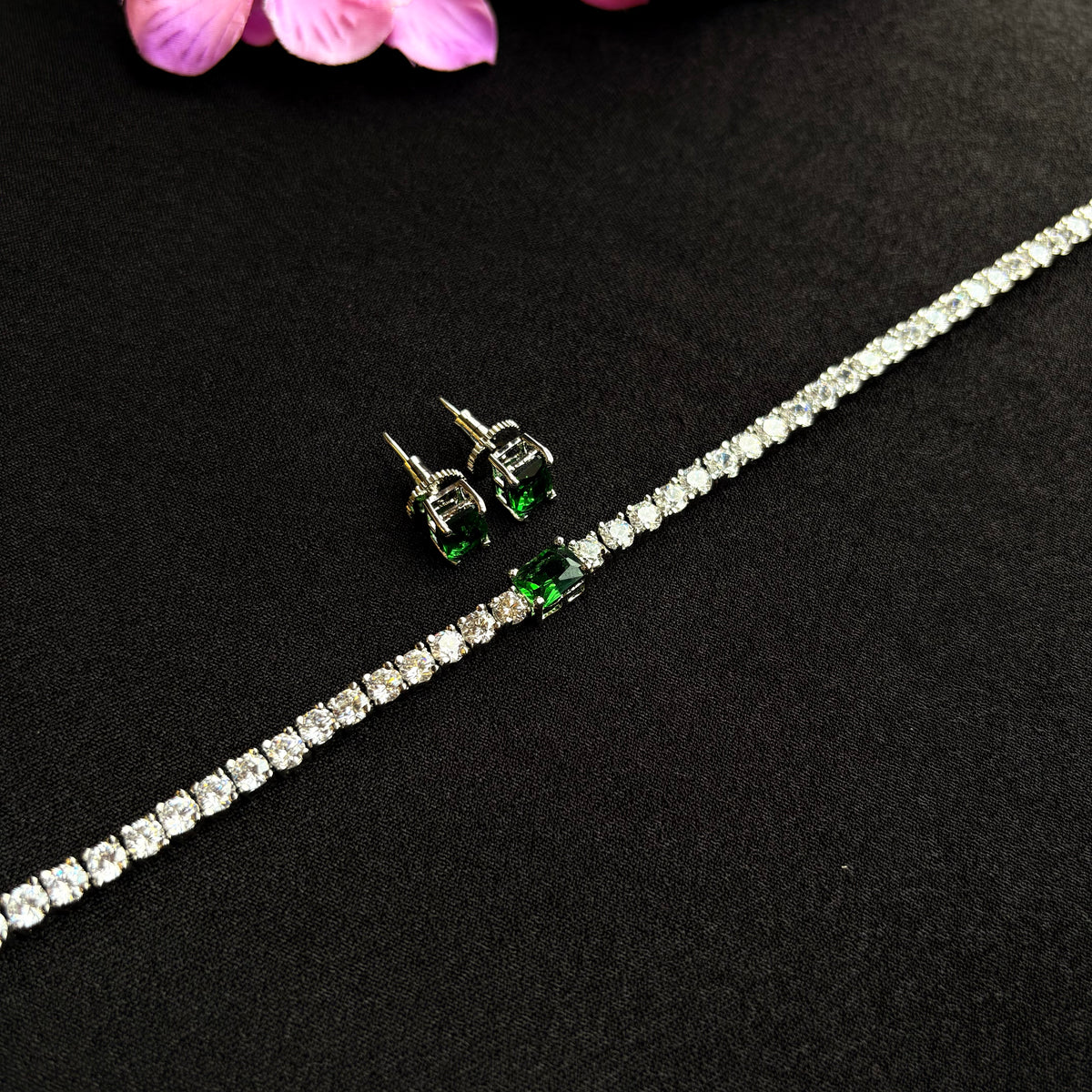 Evara Emerald Tennis Choker