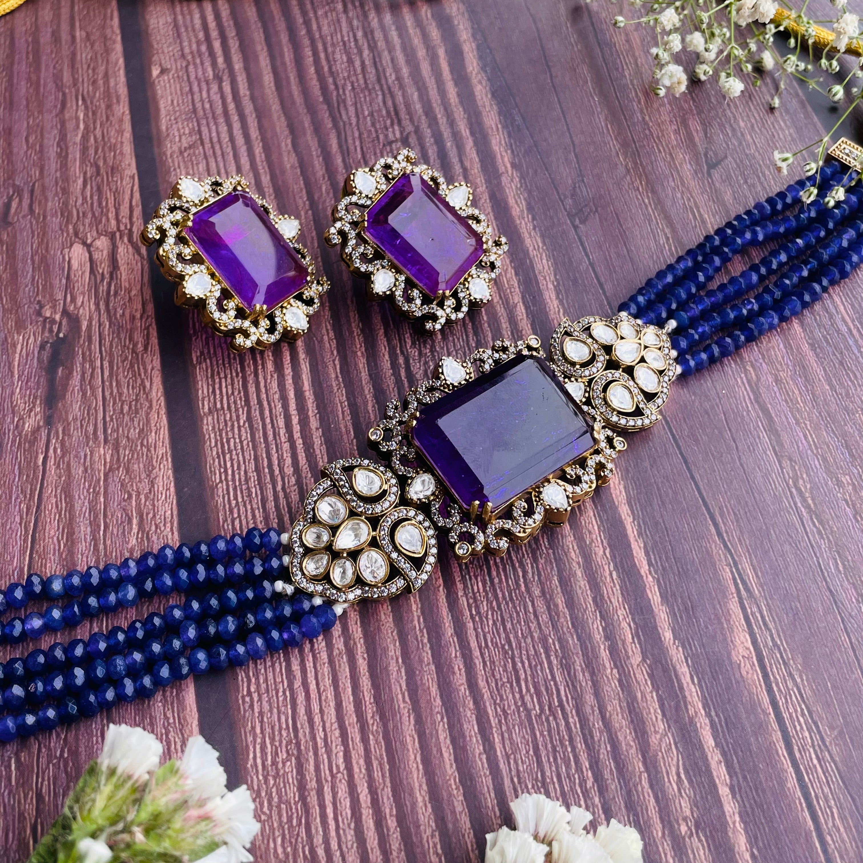 Nayaab Ruhani Choker