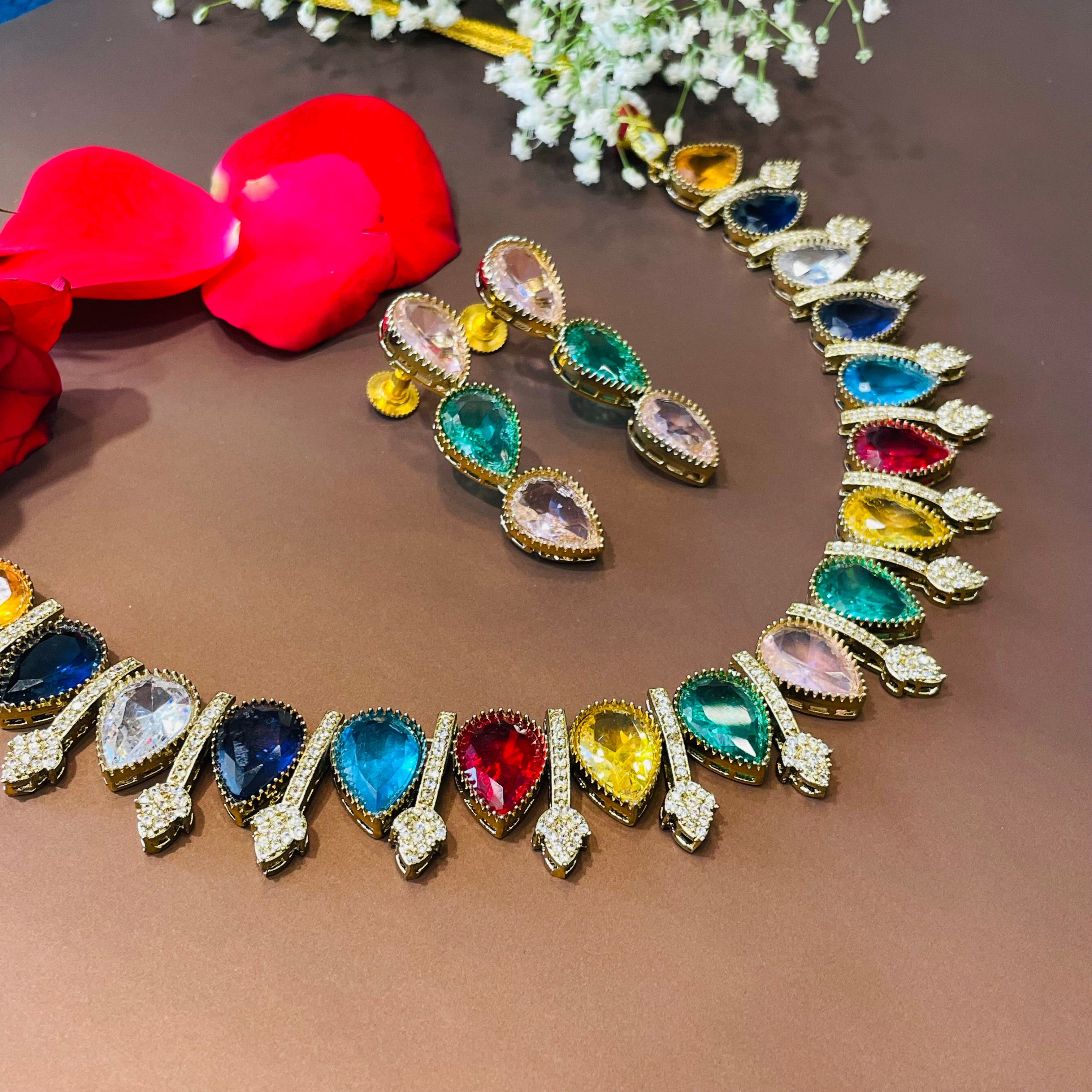 Nayaab Kavya Neckpiece