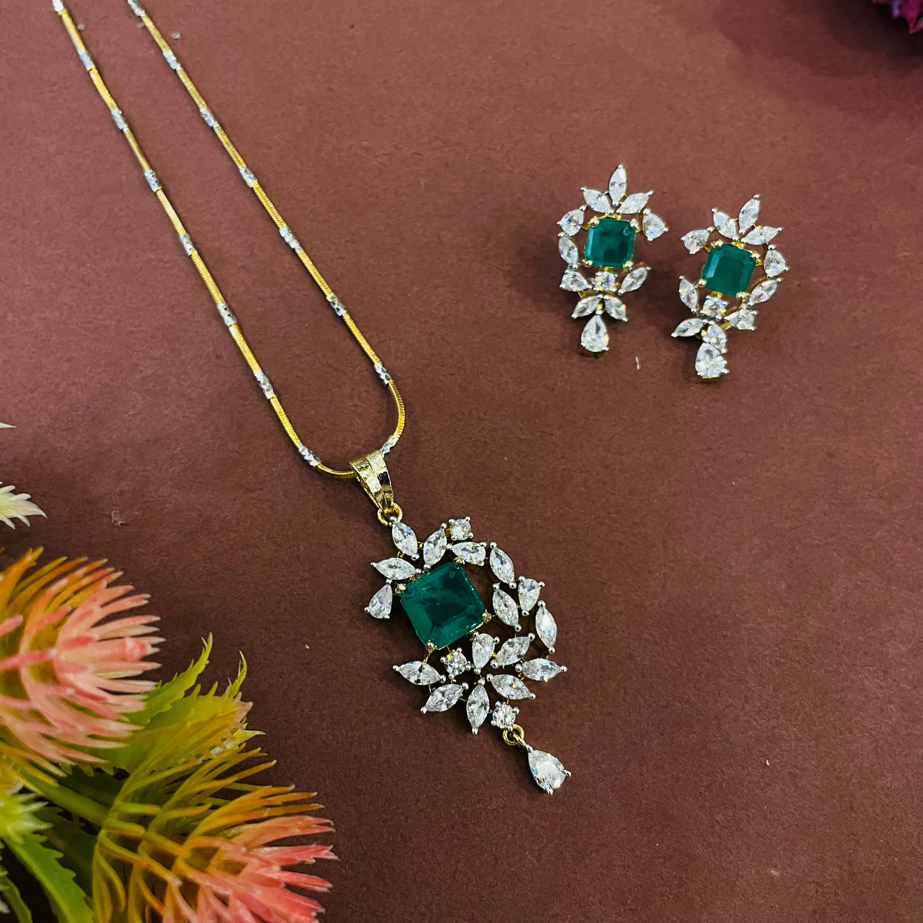 AD Rida Pendant Set
