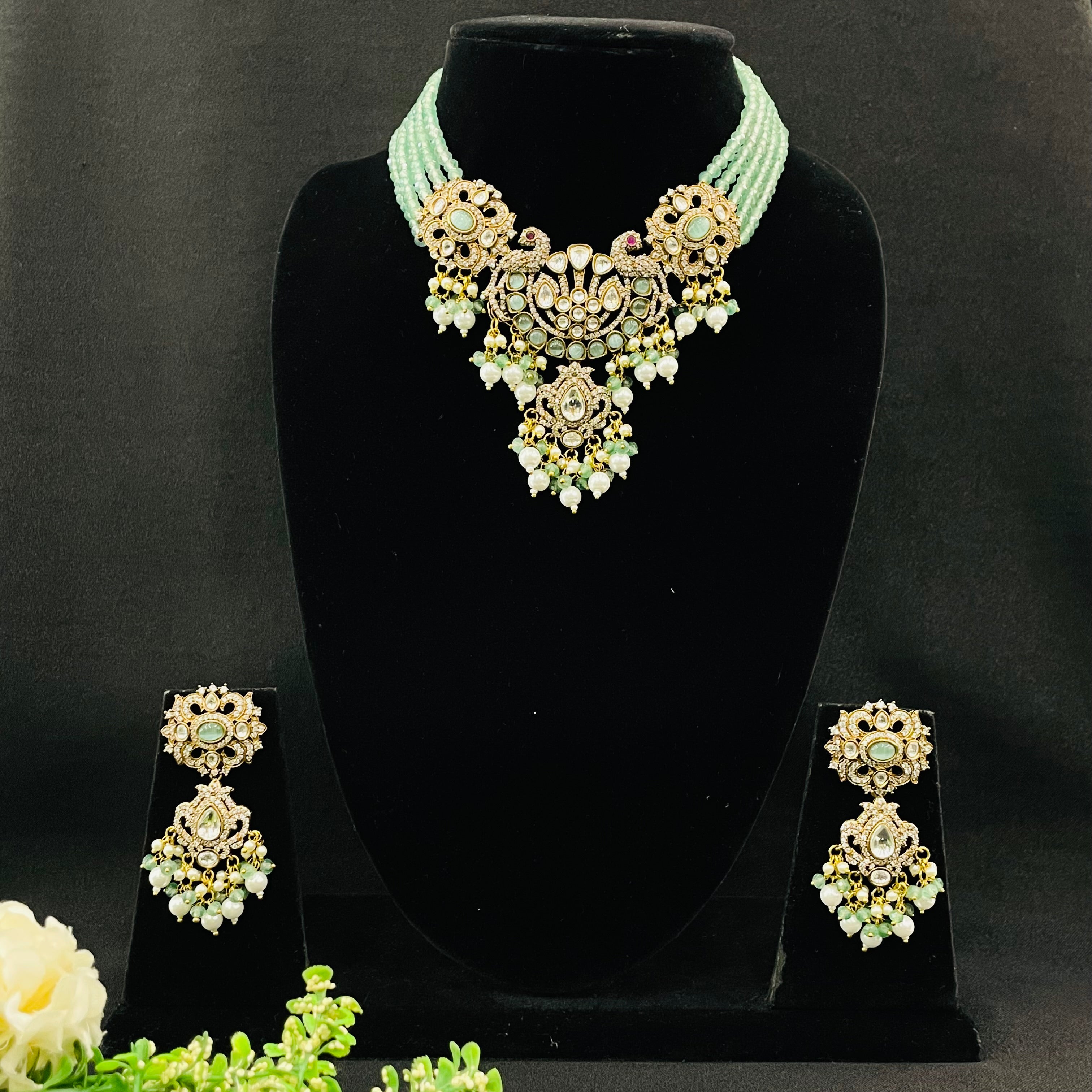 Nayaab Hira Neckpiece-mint green