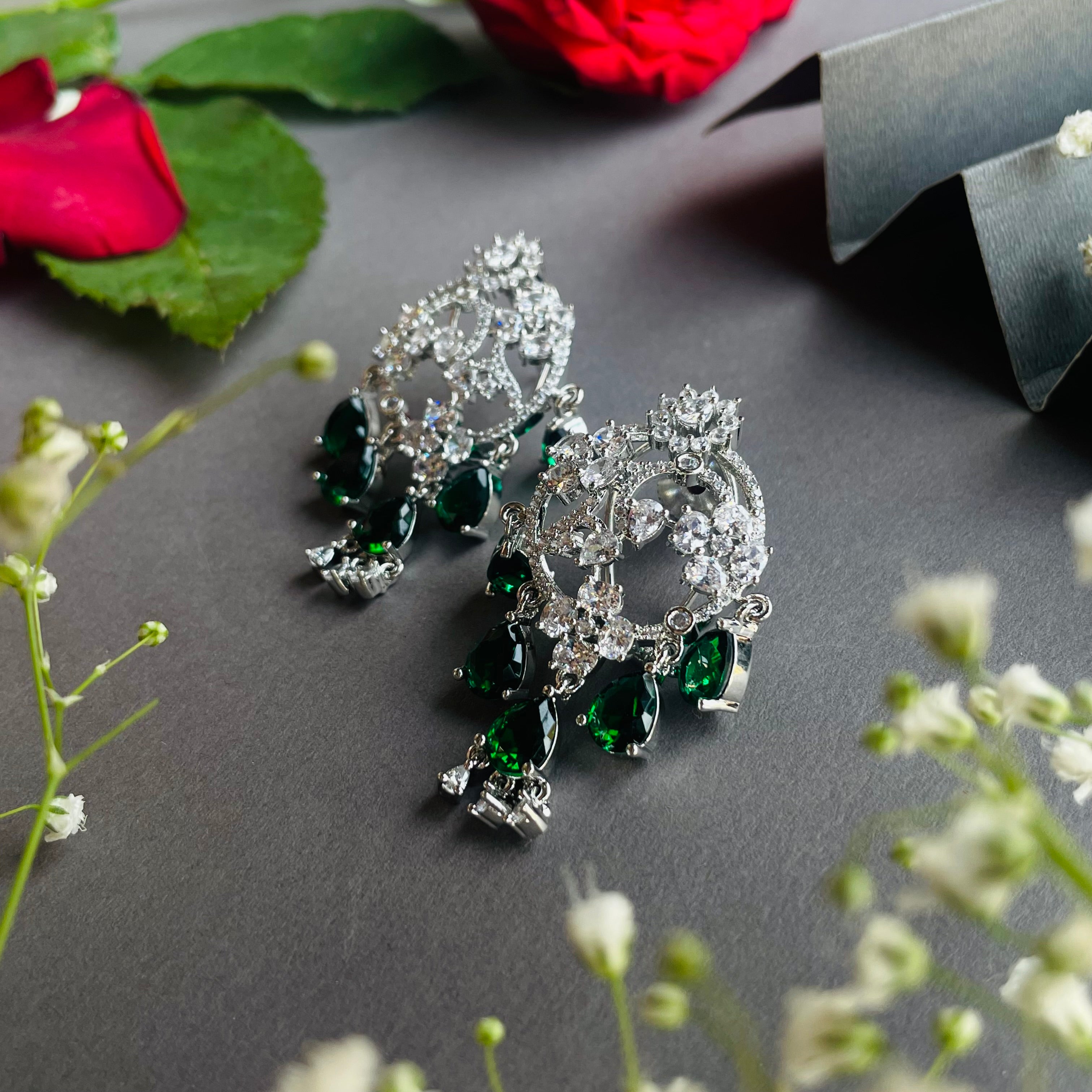 Ad Avika earrings