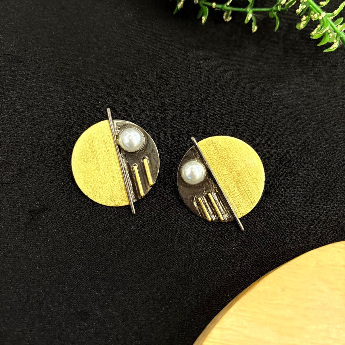 Aarvika Earrings