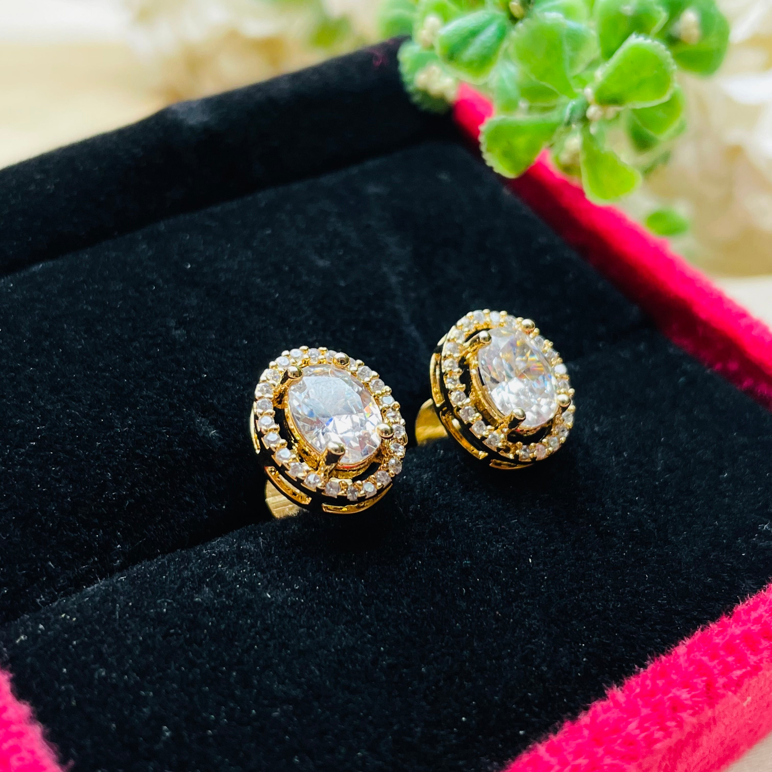 Ad Billie studs