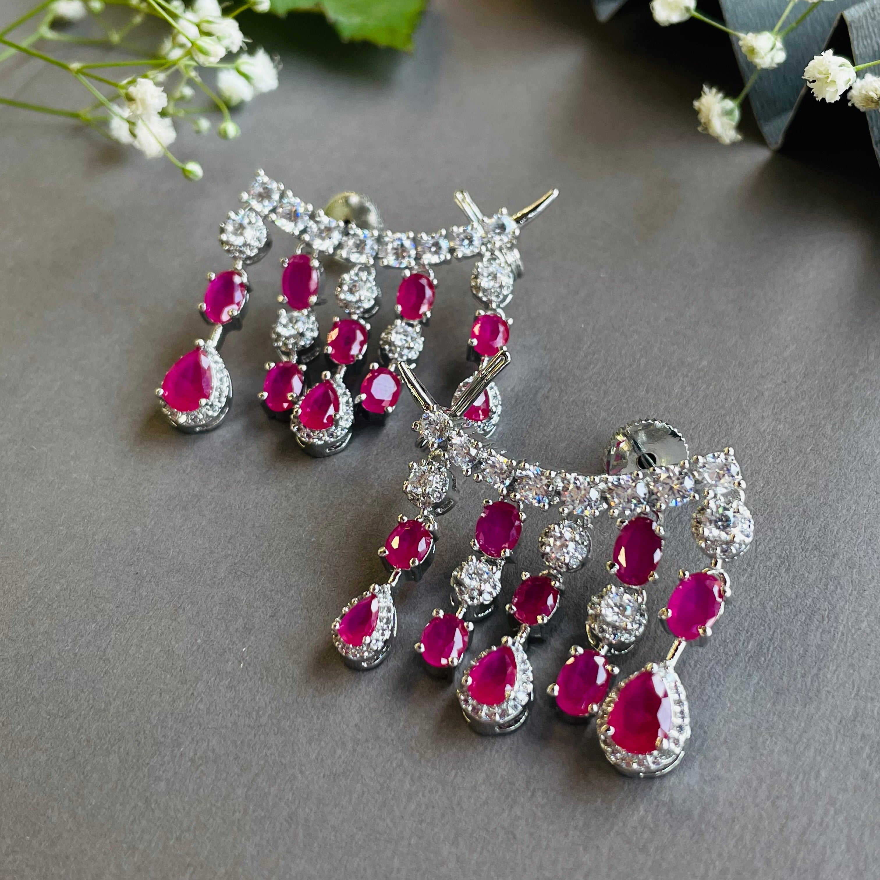 Ad Dhriti  Earcuff