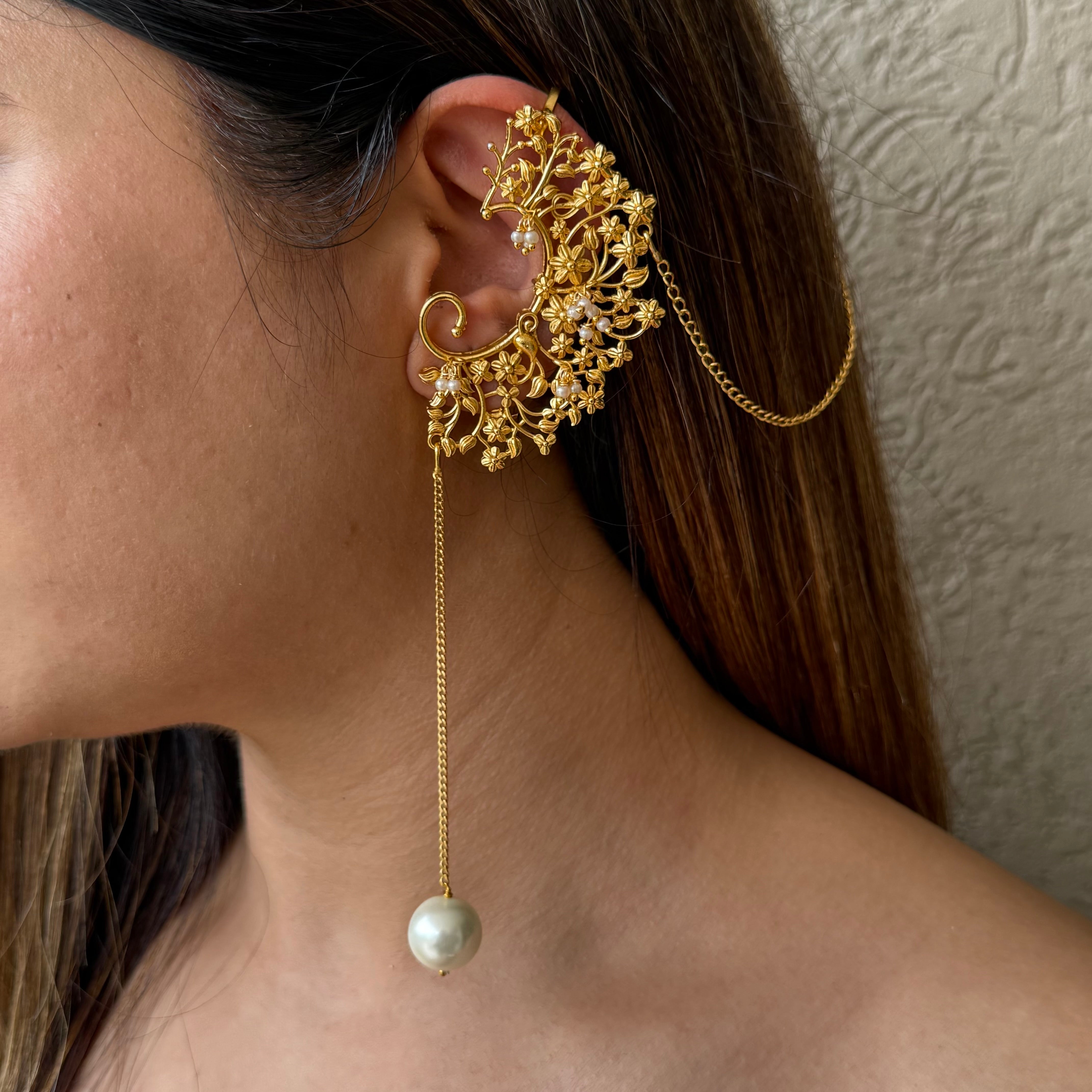 Nayaab Veda Earrings