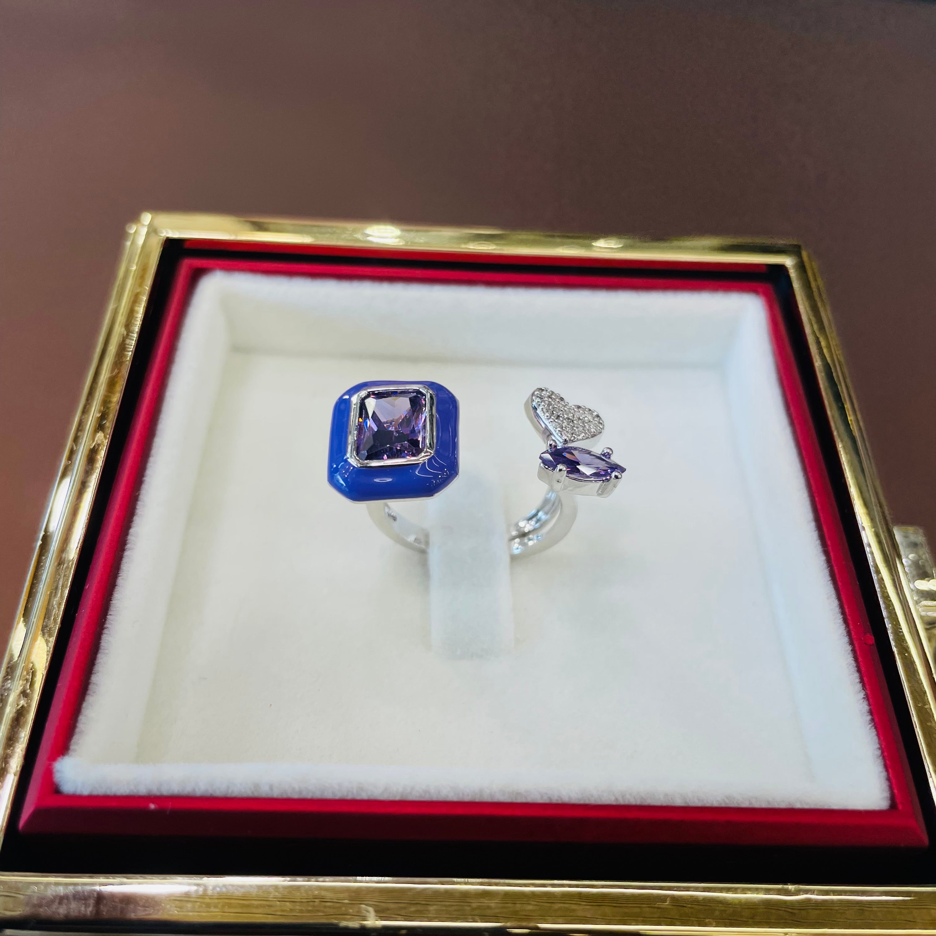 Ad Aster Ring