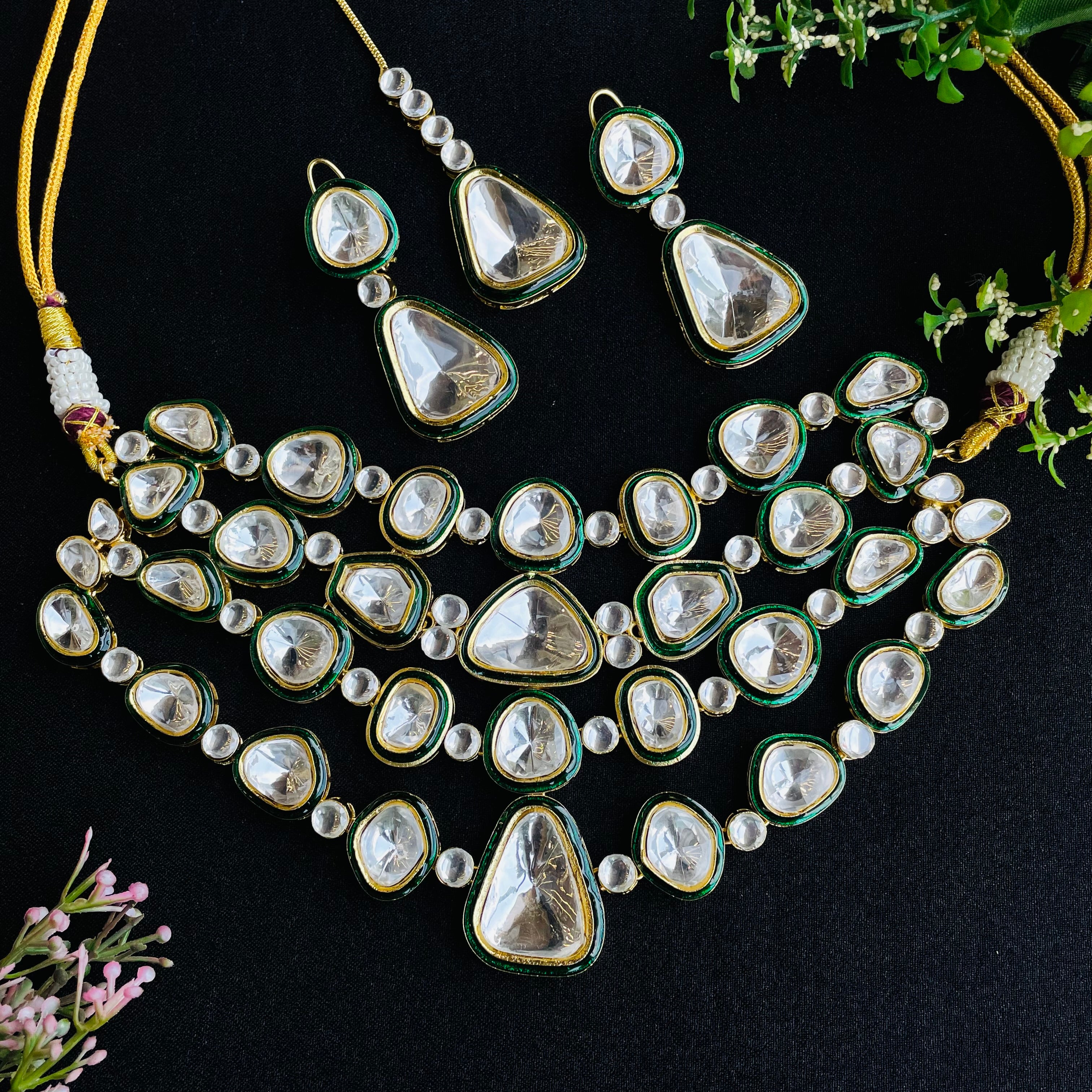 Nayaab Savya Polki Neckpiece