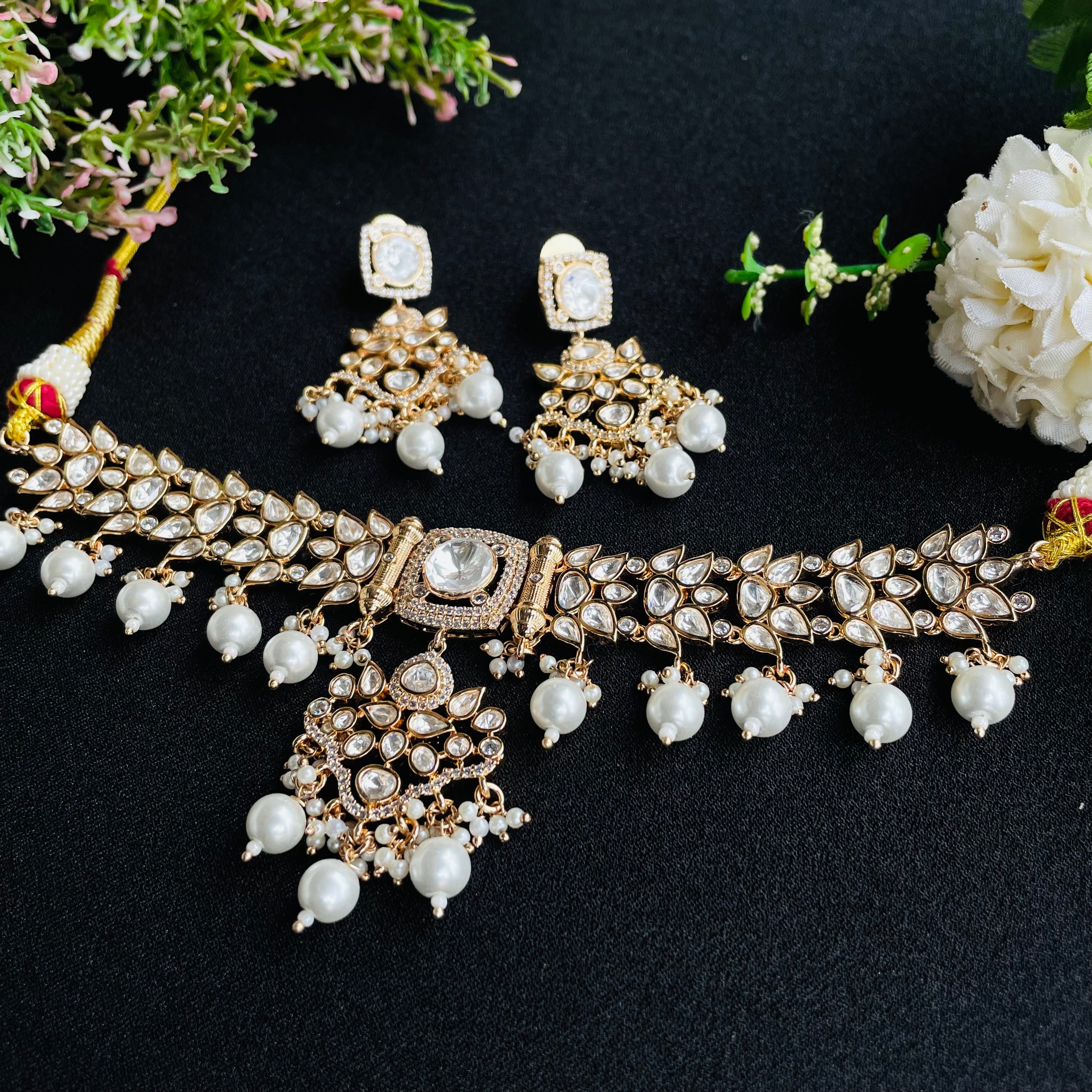 Nayaab bhavika Polki Choker
