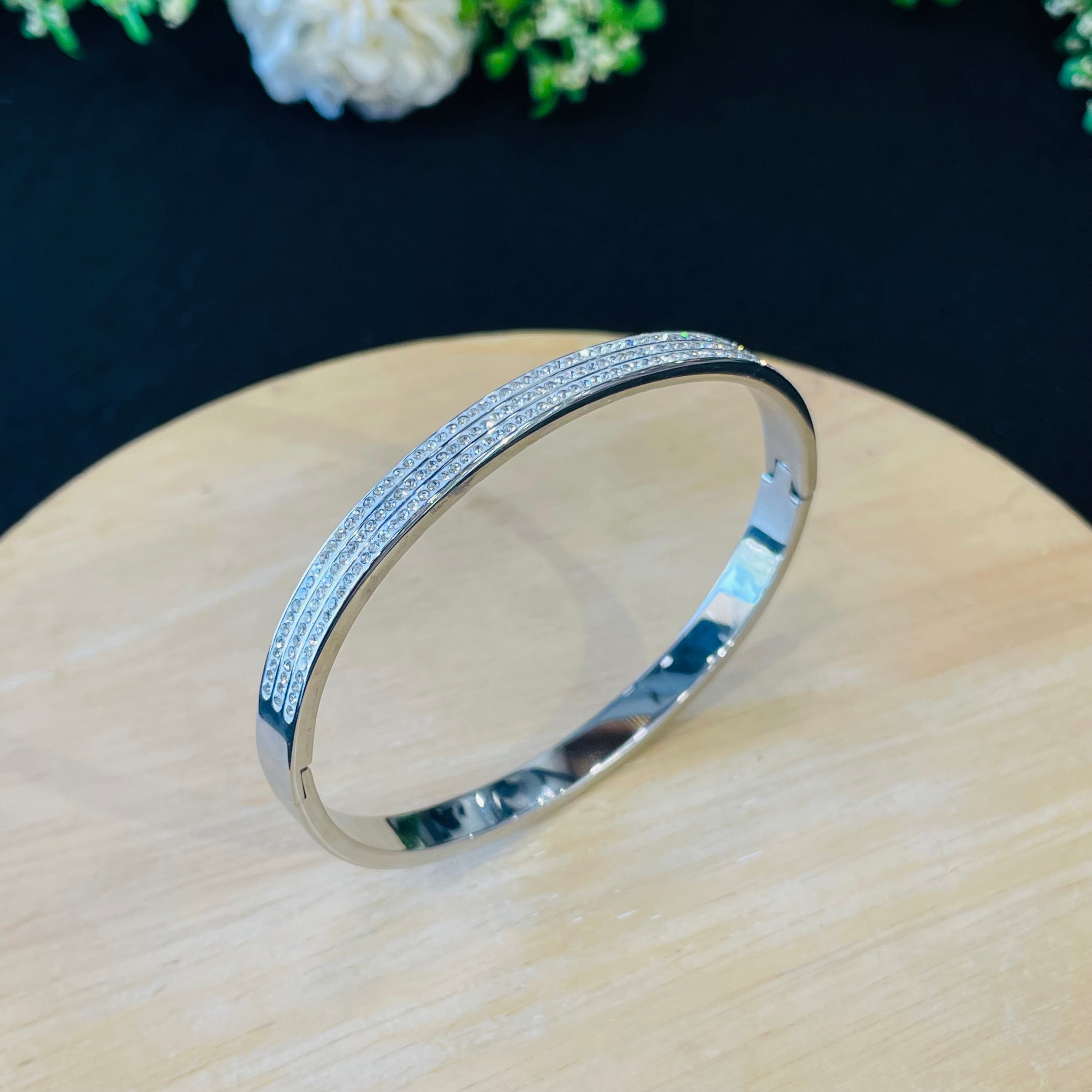 Layla Viral bracelet 02