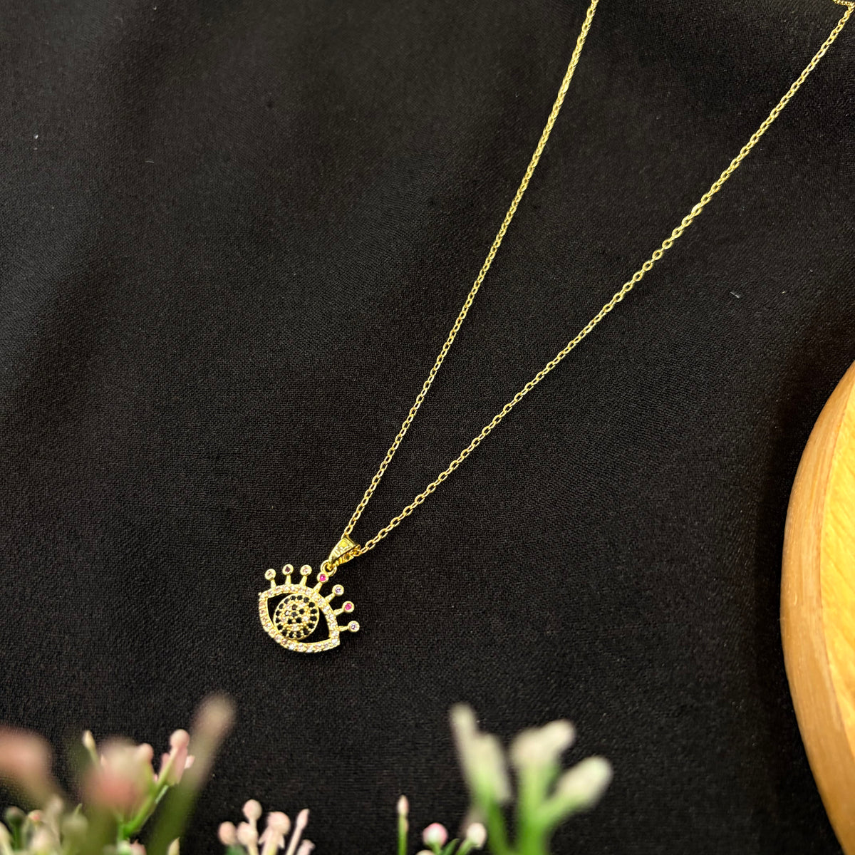 Naina Pendant