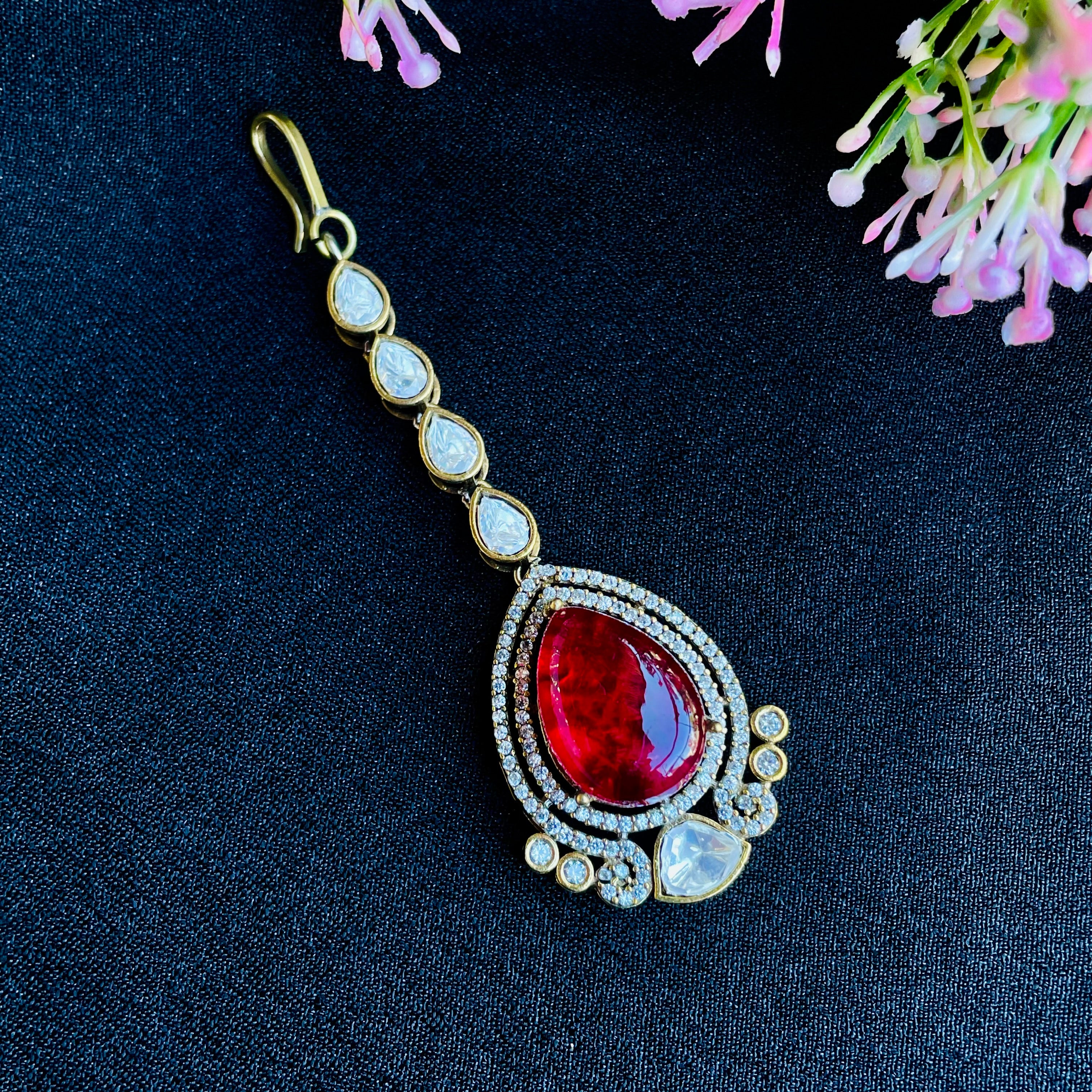 Nayaab Zaveri Polki Tikka