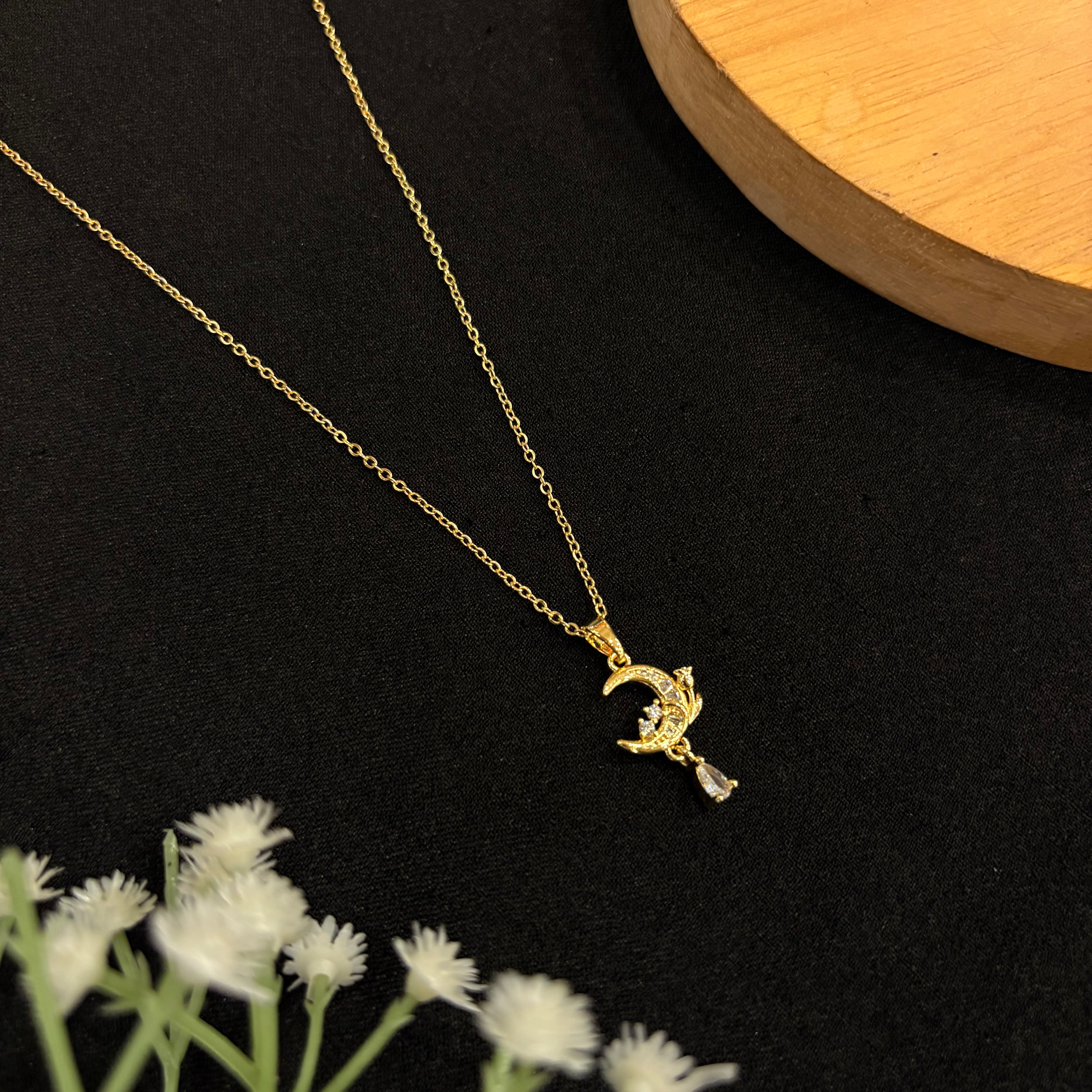 Chaand Tara Luxe Neck chain