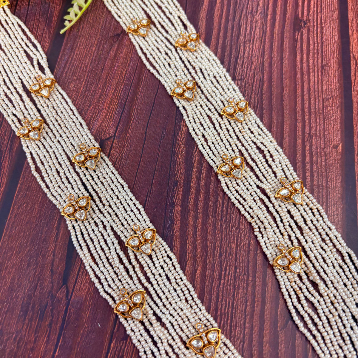 Nayaab Kiara Neckpiece