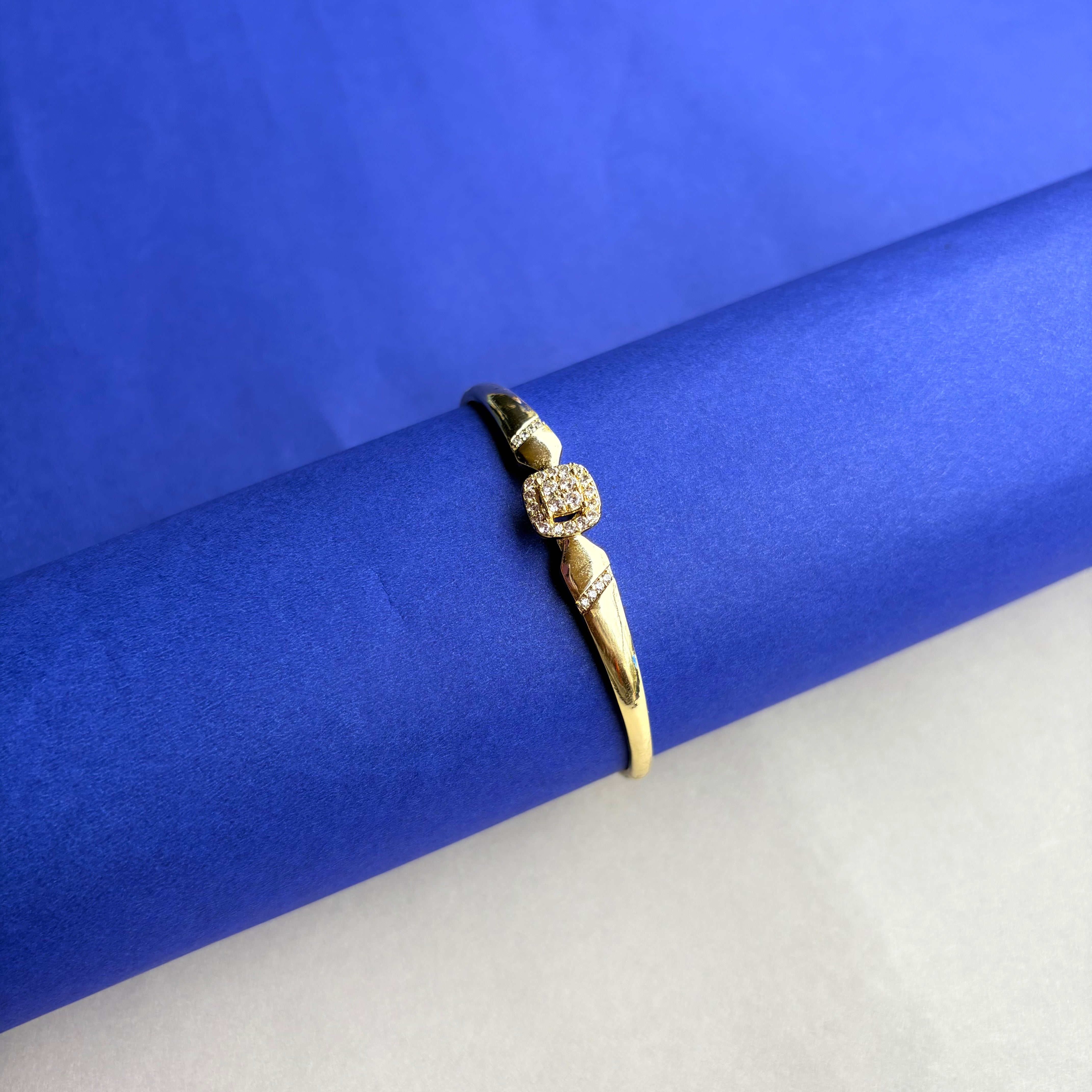 Kavya Bracelet