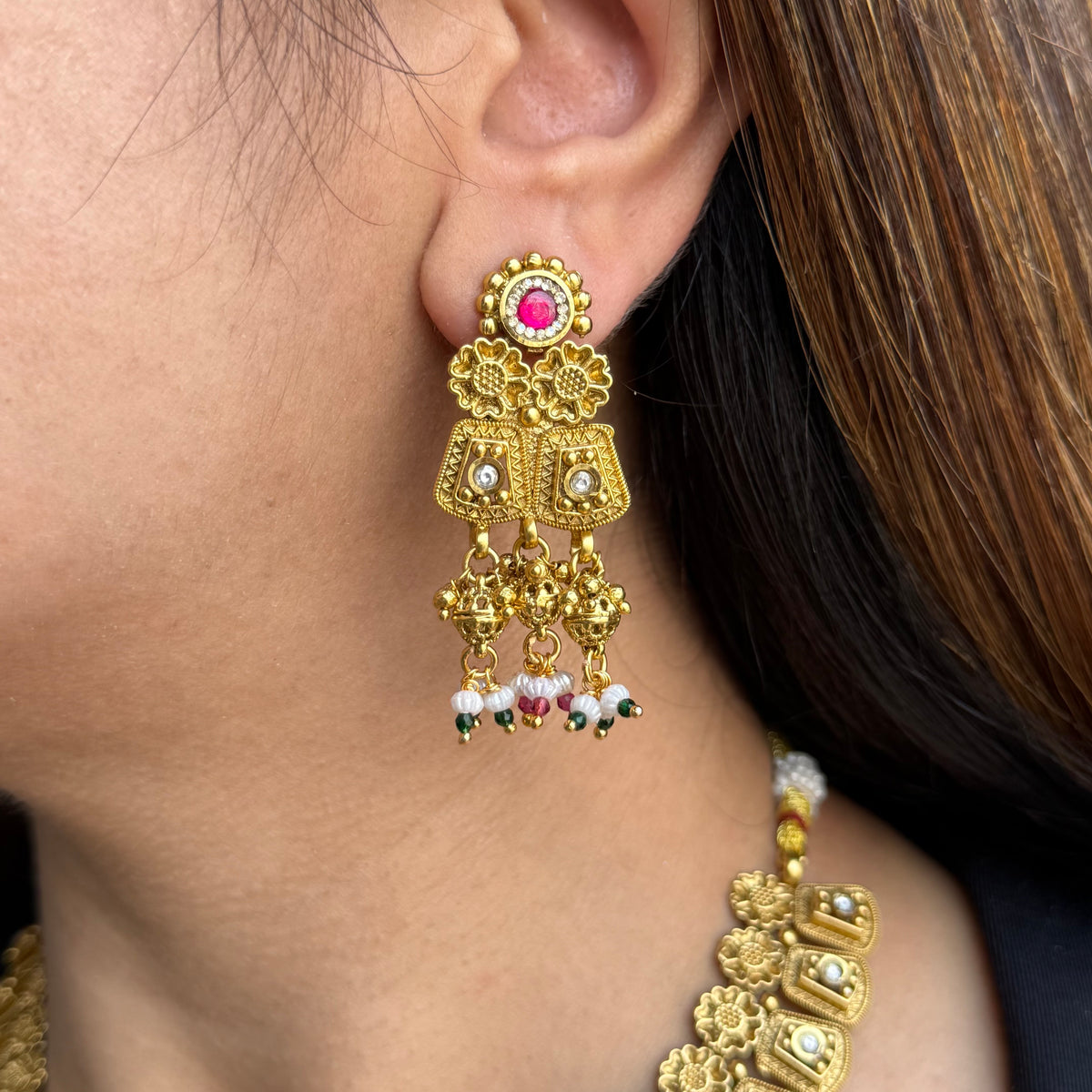 Rajhansini Neckpiece