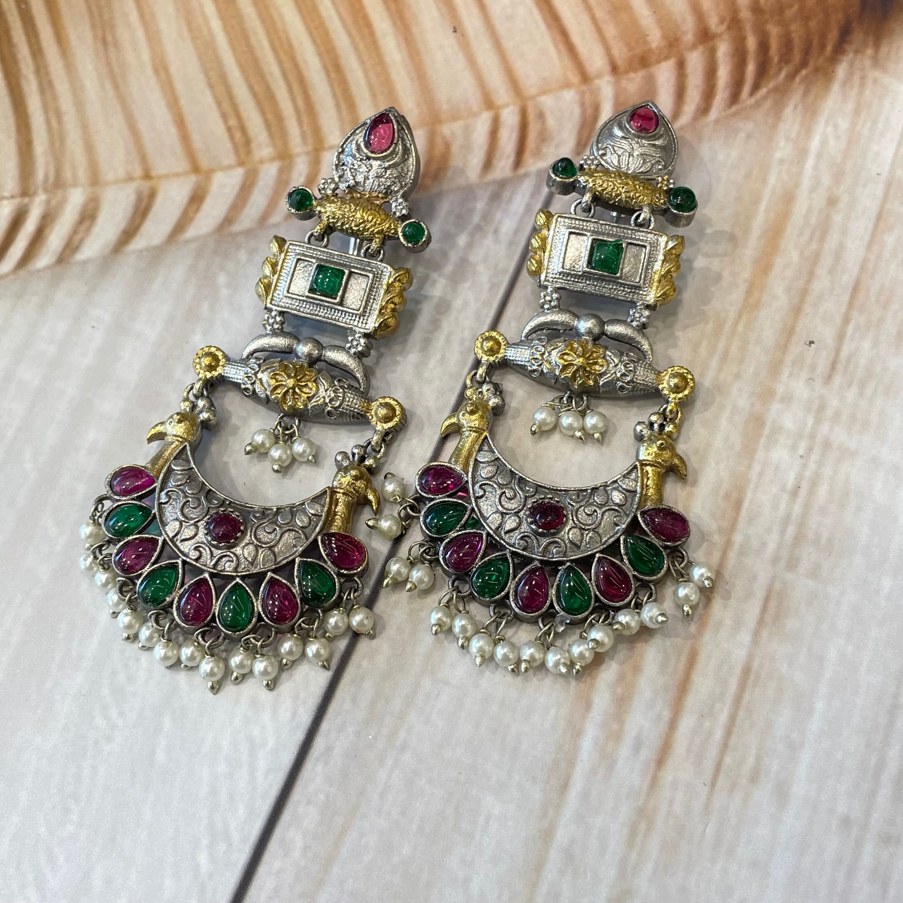 inara tanvi earrings