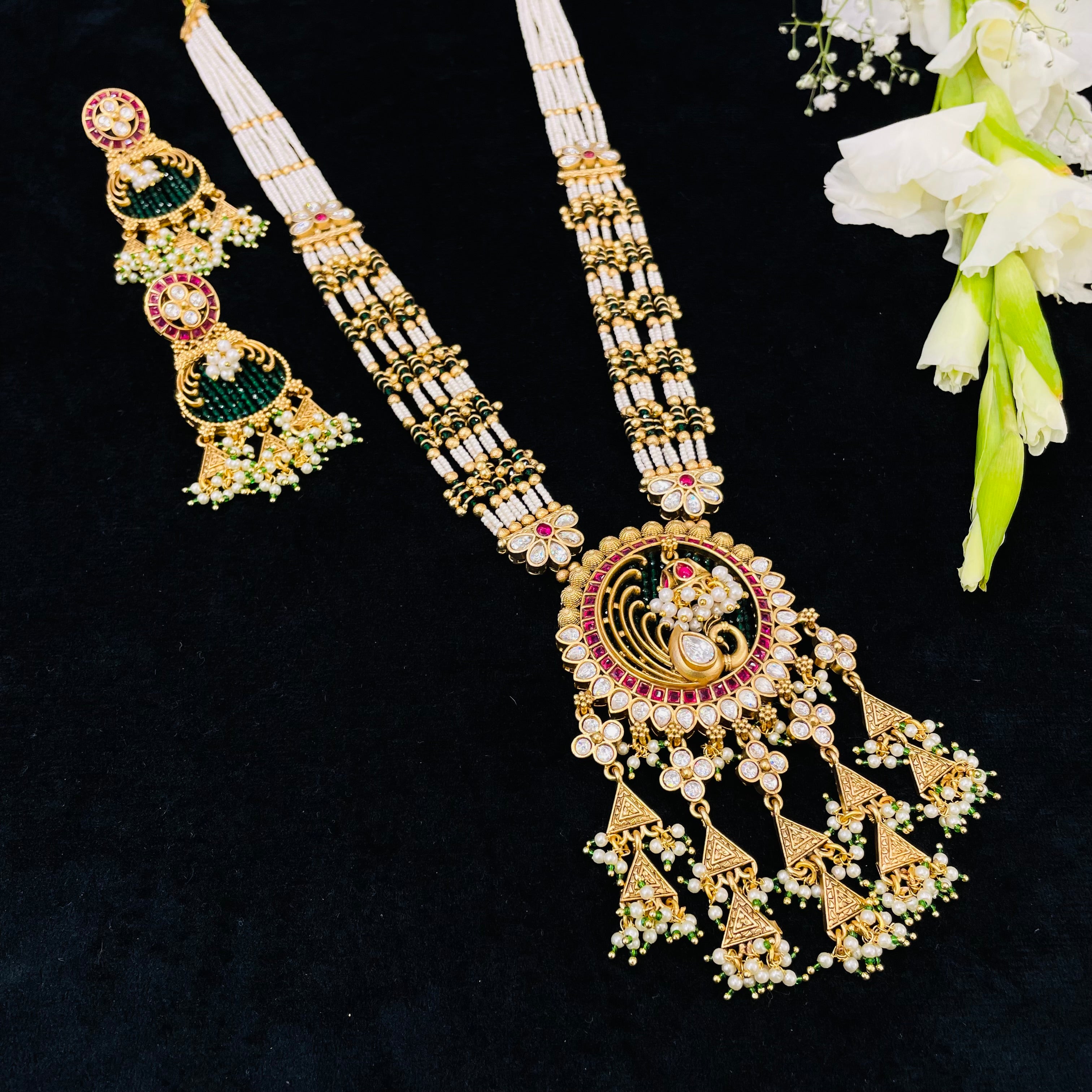 Nayaab Preet Long Neckpiece